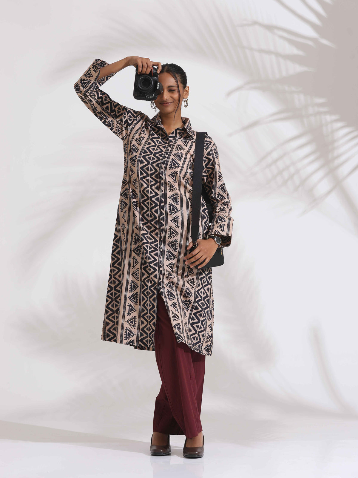 trueBrowns Beige Cotton Geometric Print Shirt Kurta Set | Grocsy
