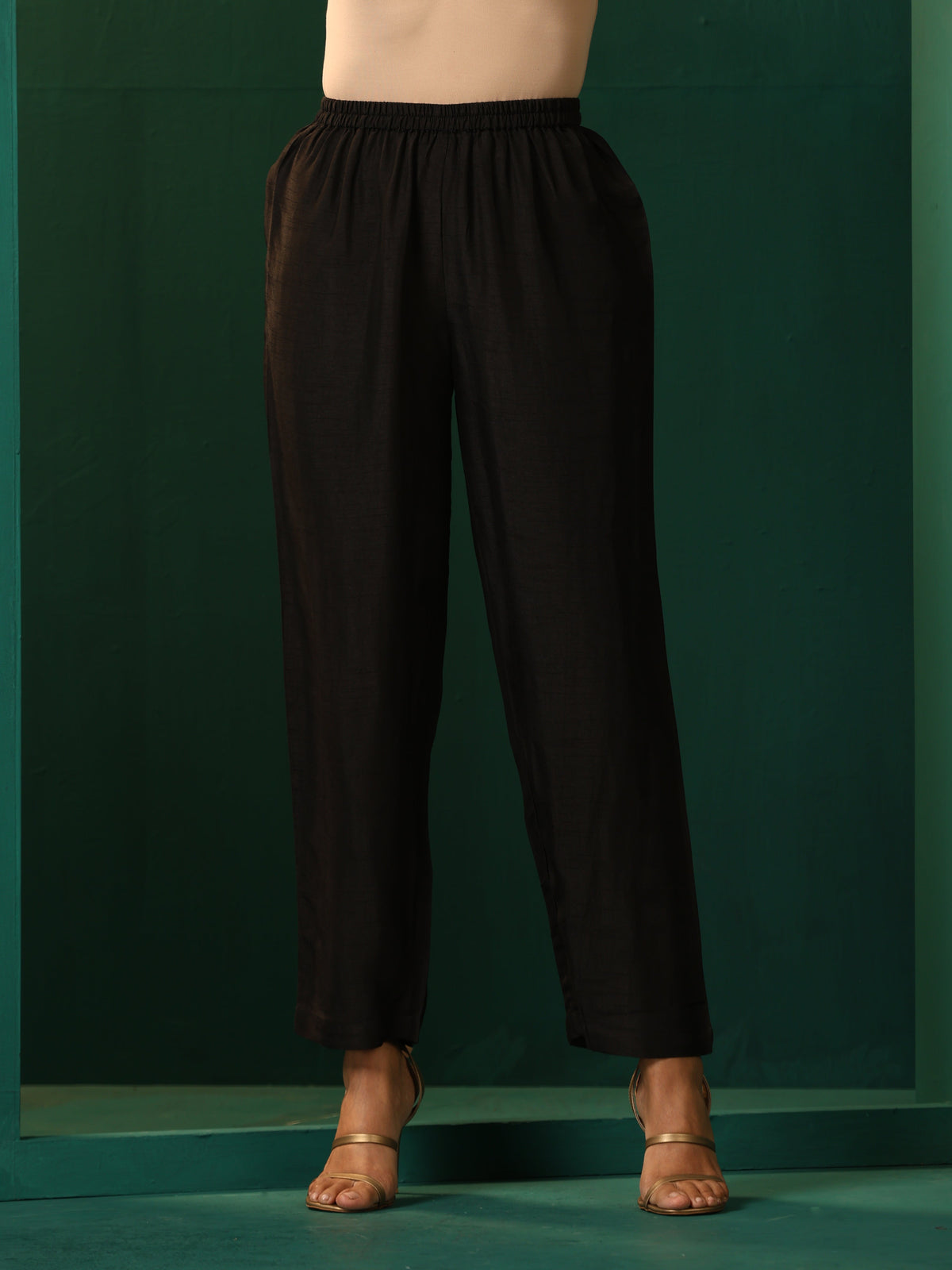 trueBrowns Black Silk Kaftan Pant Set | Grocsy