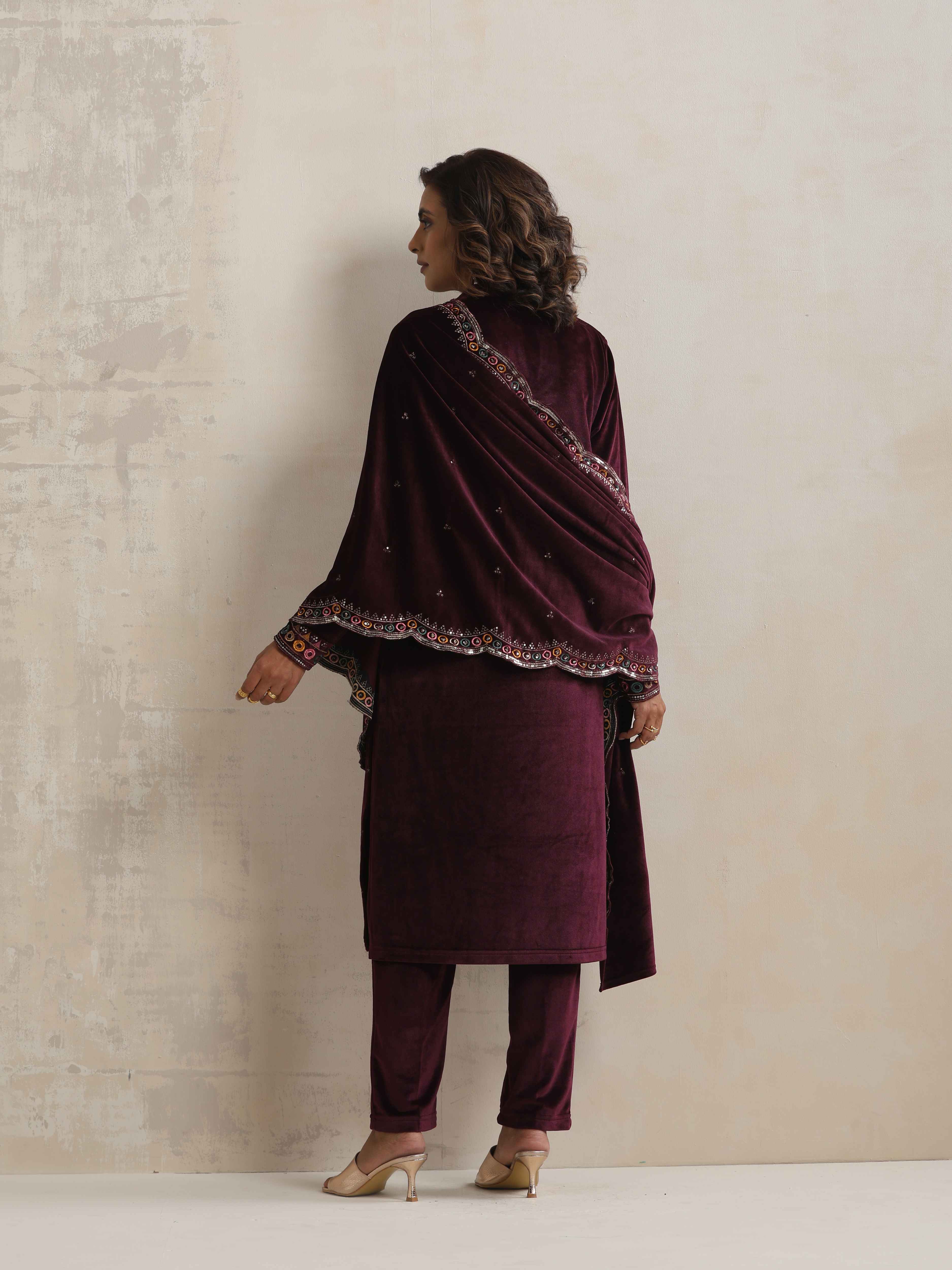 trueBrowns Purple Velvet Geometric Embroidered Kurta Pant Dupatta Set | Grocsy