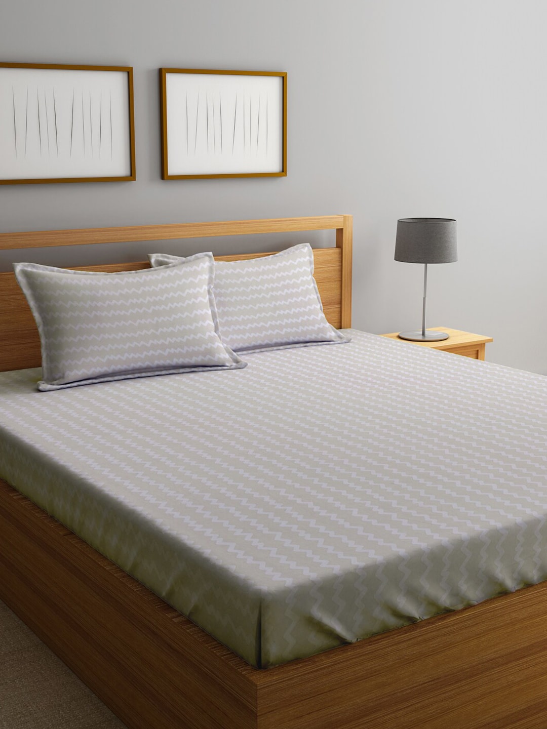 KLOTTHE Abstract-Printed 300TC Fitted King Bedsheet With 2 Pillow Covers | Grocsy