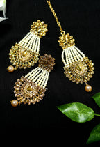Mominos Fashion Johar Kamal Golden Kundan & Pearls Earrings With Tikka