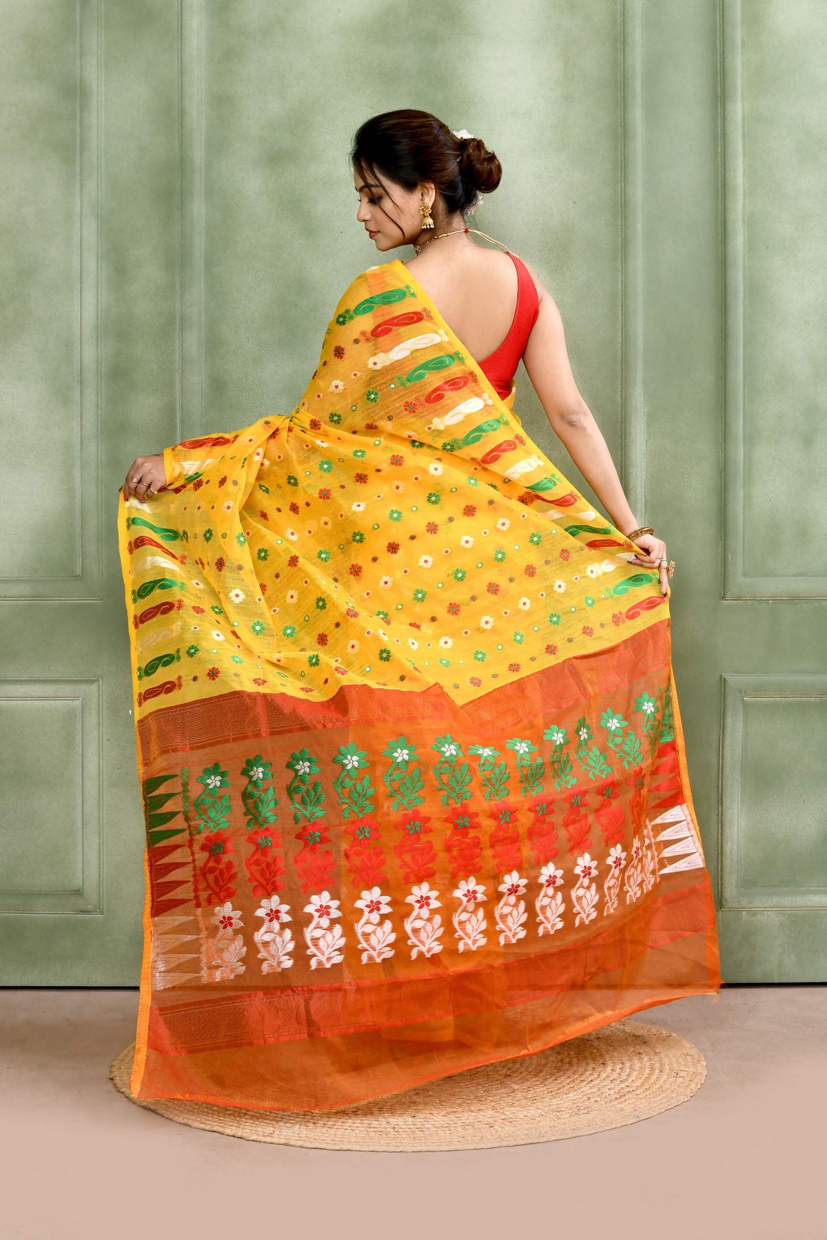 Piyari Fashion Women's Yellow Embellished Cotton Blend Jamdani Saree | Grocsy
