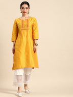 Sangria Women Geometric Embroidered Mirror Work Kurta | Grocsy