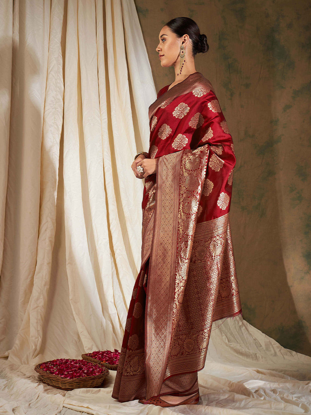 Sangria Red Ethnic Motifs Woven Design Zari Banarasi Saree | Grocsy