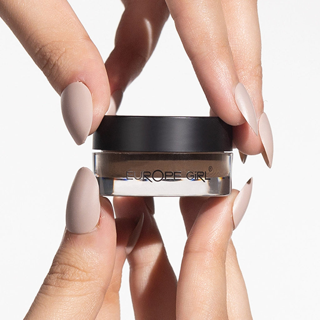 Europe Girl Dipbrow Pomade - Medium Brown | Grocsy
