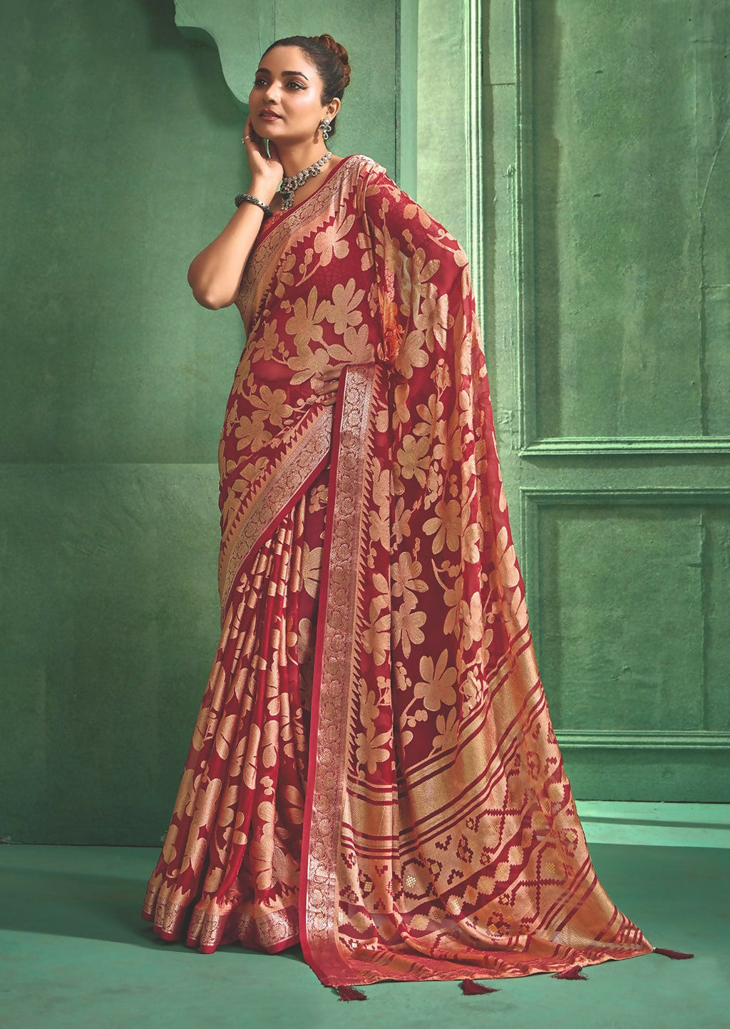 Joban Fashion Pinkdull Moss Brasso With Kasab Zari Border Saree & Tassels With Brasso Blouse | Grocsy
