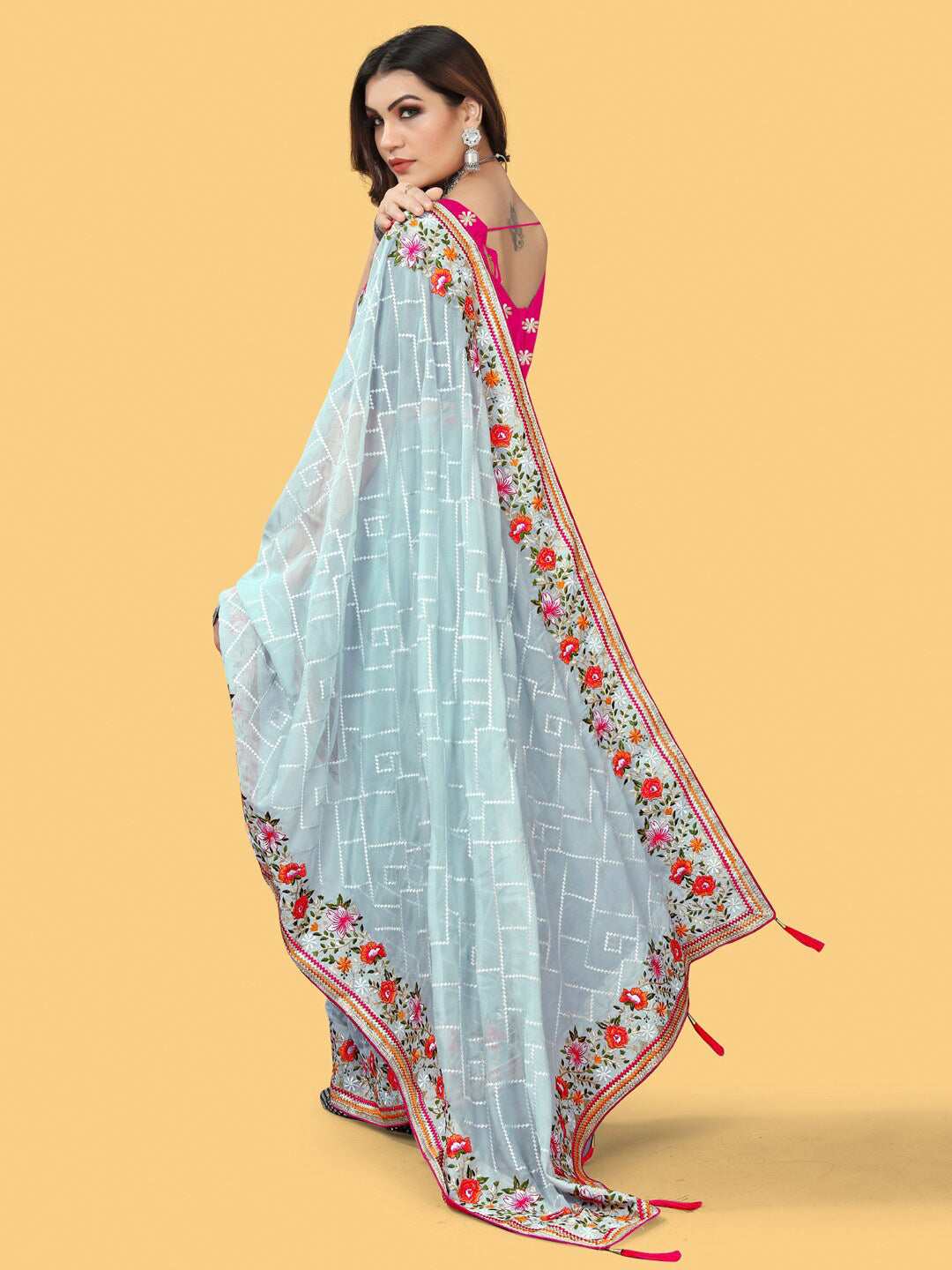 Sangria Grey & Red Geometric Embroidered Organza Sungudi Sarees | Grocsy