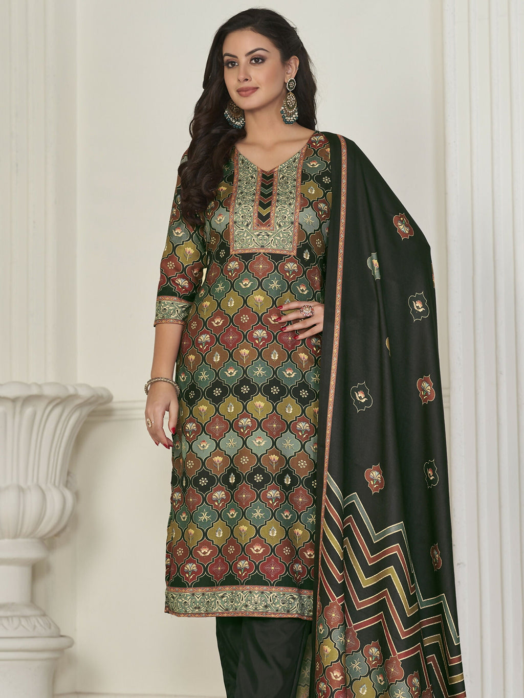 Jyoti Fashion Women's Multicolor Pashmina Digital Printed Kurta with Trouser & Dupatta | Grocsy