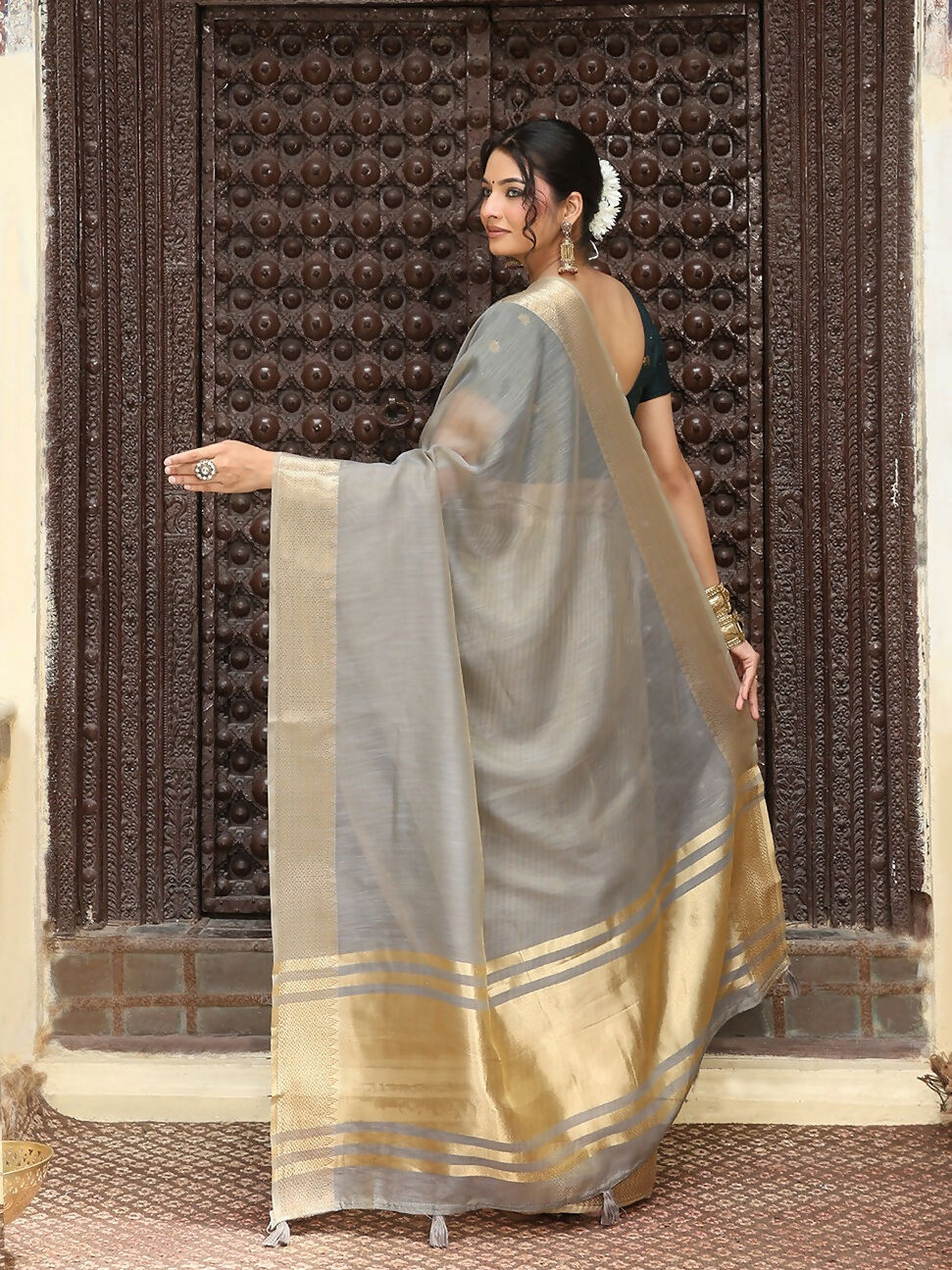 Shree Shyam Fashion Grey Cotton Saree | Grocsy