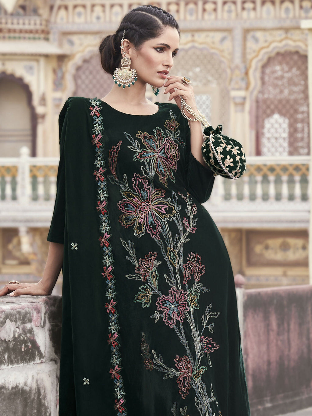 Jyoti Fashion Women's Green Velvet Resham Thread with Jari & Sequin Kurta with Trouser & Dupatta | Grocsy