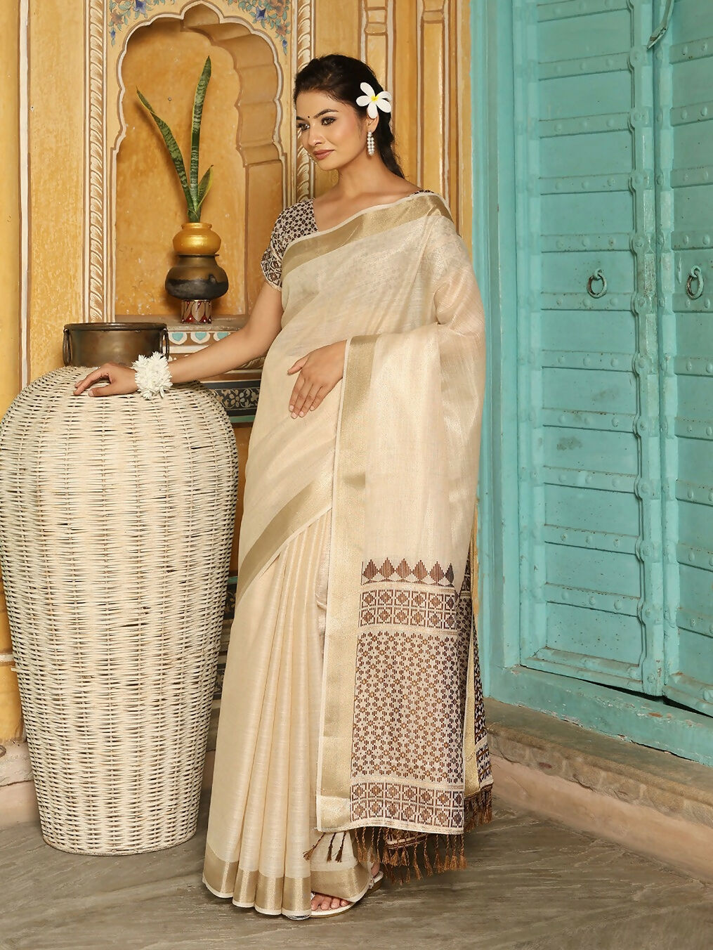 Shree Shyam Fashion Brown Linen Saree | Grocsy