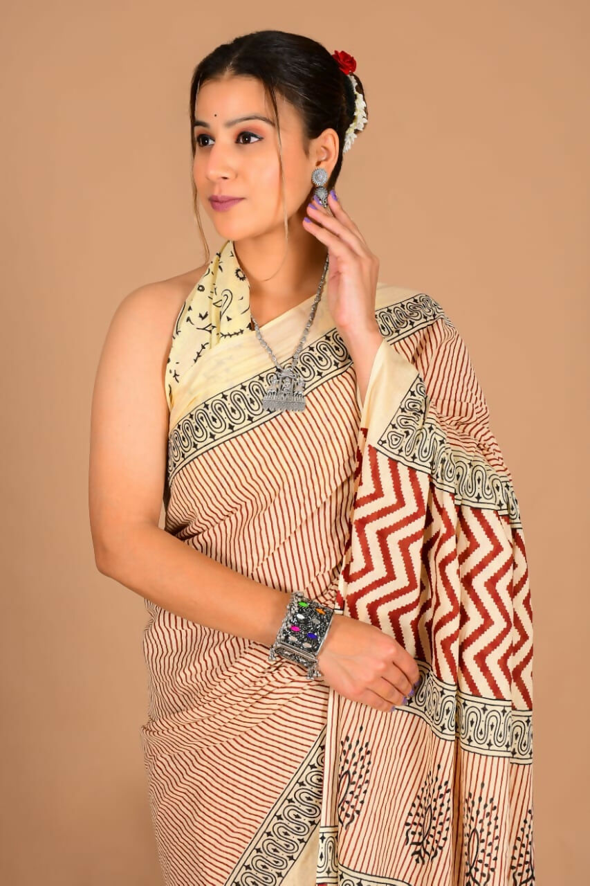 Exclusive Collection Off White Beautiful Mulmul Cotton Saree | Grocsy