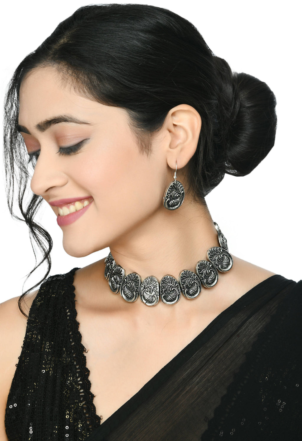 Mominos Fashion Johar Kamal Oxidised Silver-Plated Brass Finish Choker For Women | Grocsy