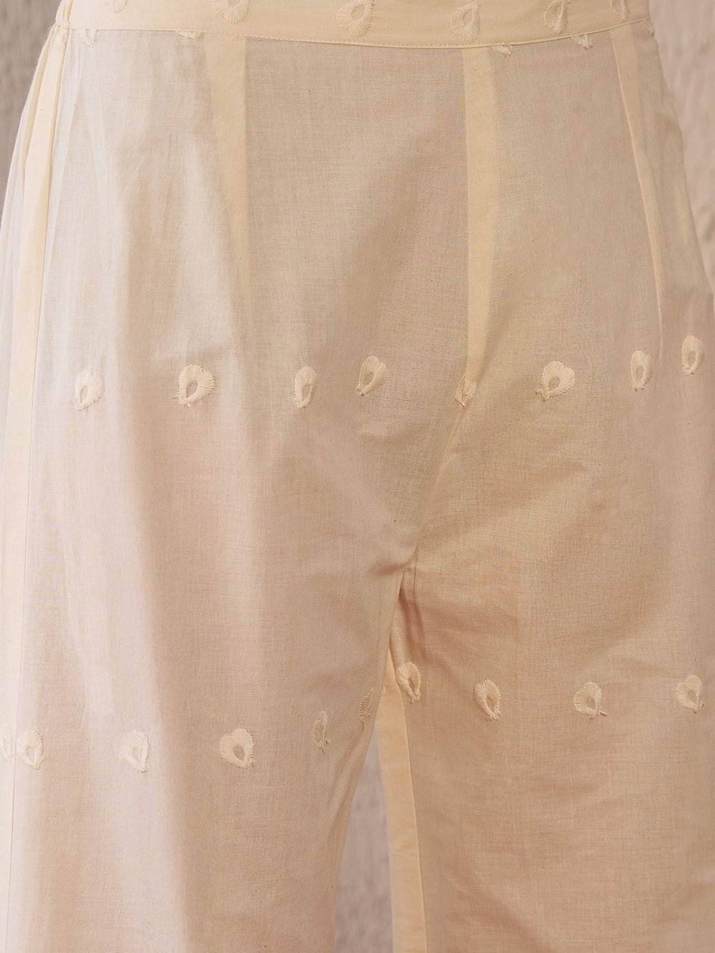 Indo Era Women Floral Embroidered Thread Work Kurta | Grocsy