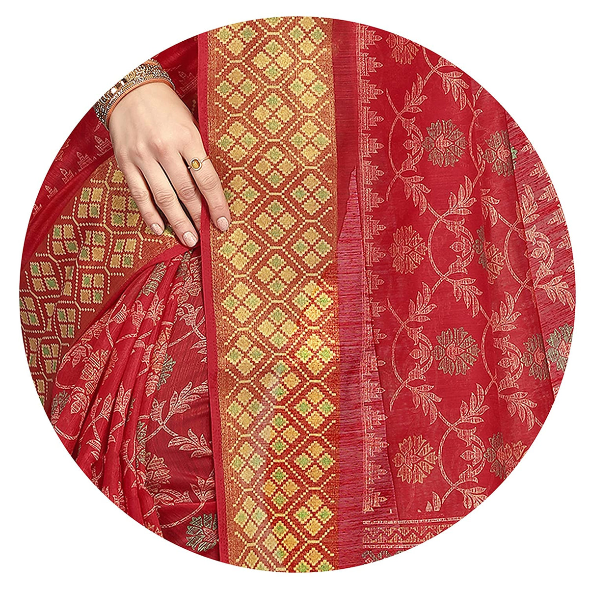 Mirchi Fashion Women's Red Cotton Blend Kalamkari Printed Saree | Grocsy