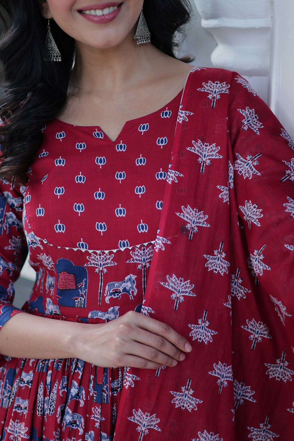 Vedant Vastram Printed Pure Cotton Kurti Pant Set With Dupatta - Maroon | Grocsy