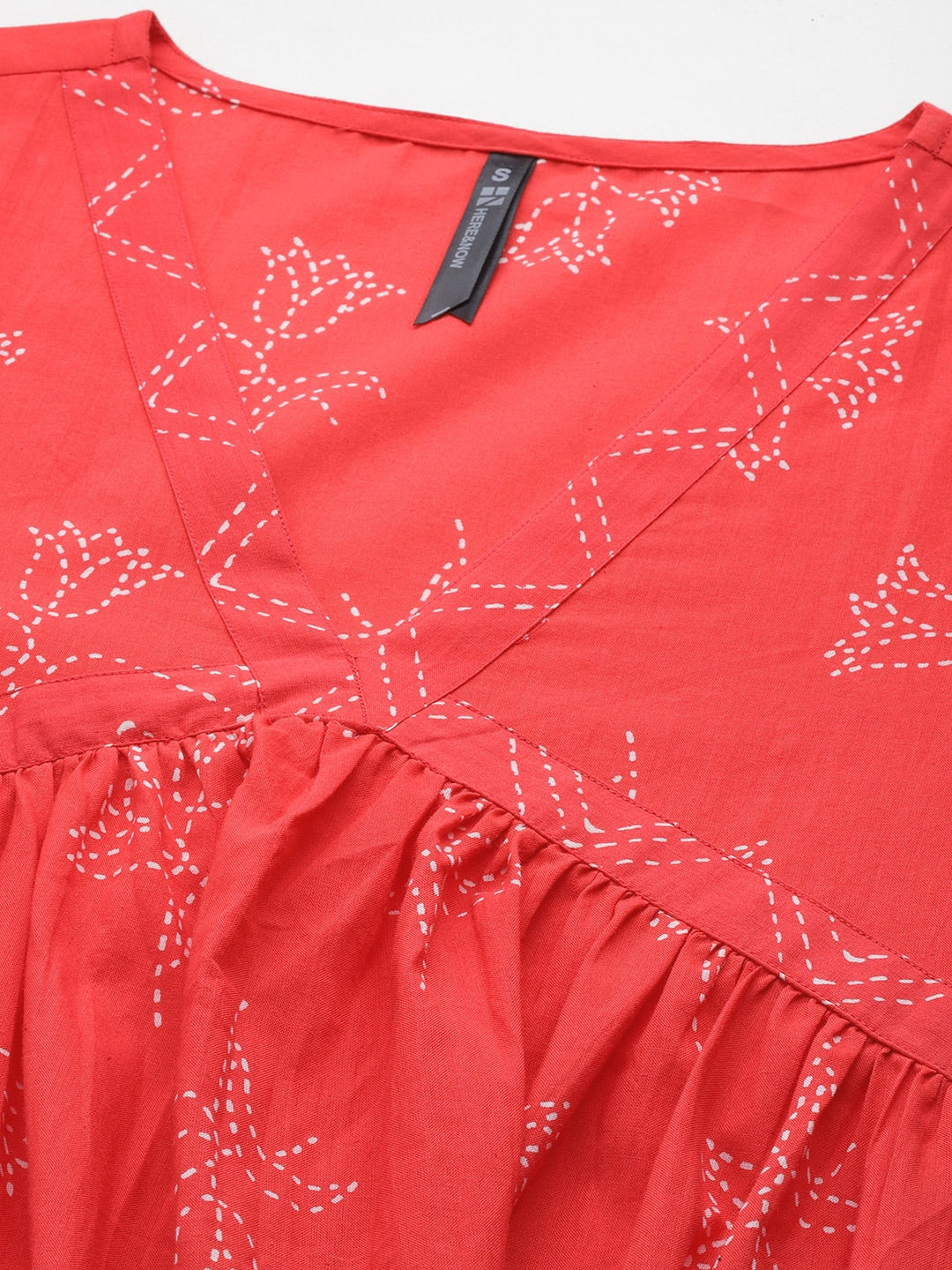 HERE&NOW Floral Print Cotton Empire Kurta with Trousers | Grocsy