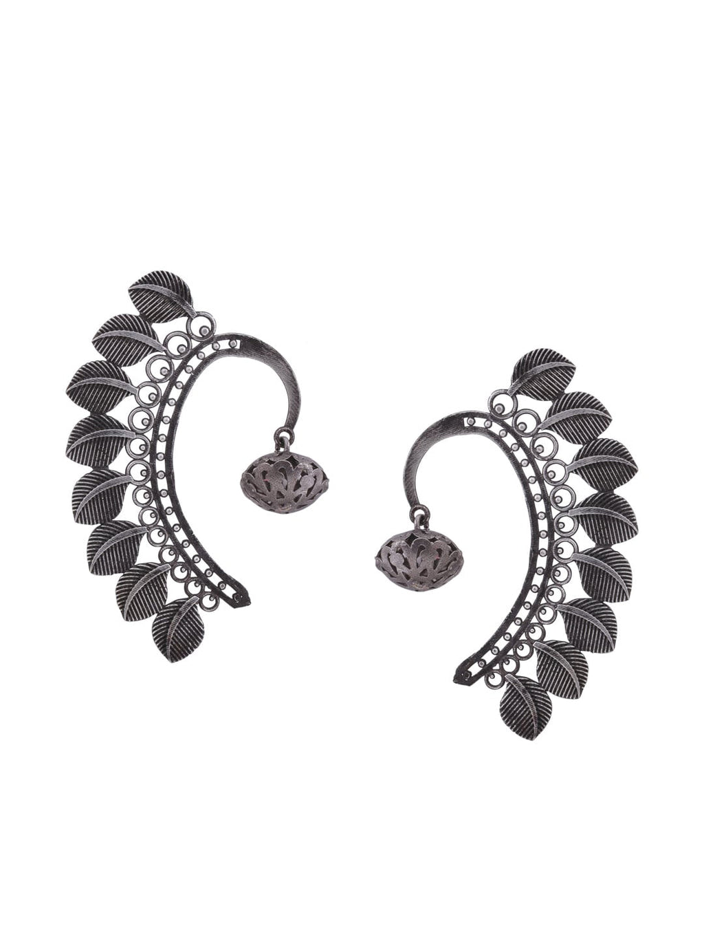 Shoshaa Silver-Plated Contemporary Ear Cuff | Grocsy