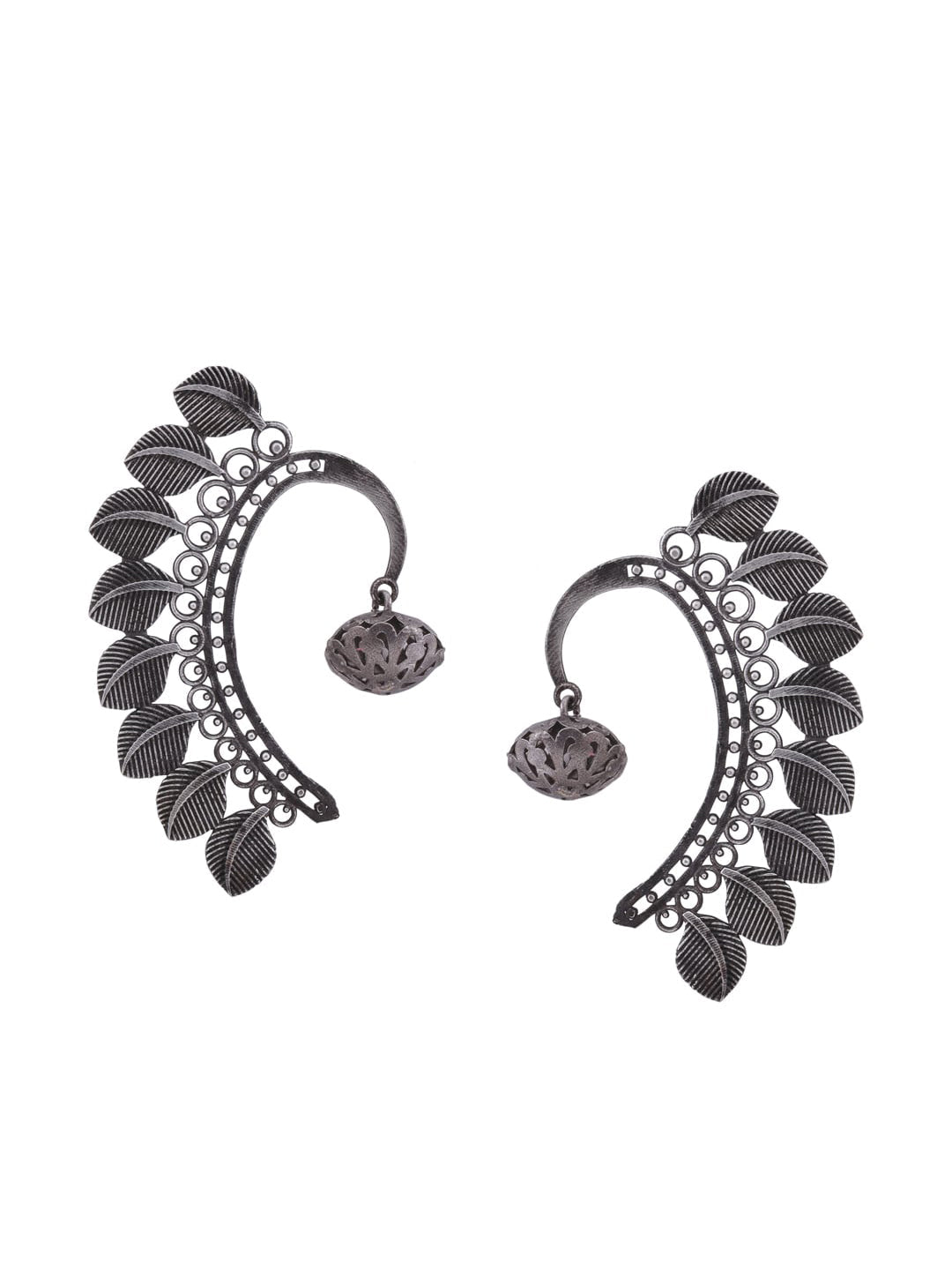 Shoshaa Silver-Plated Contemporary Ear Cuff | Grocsy