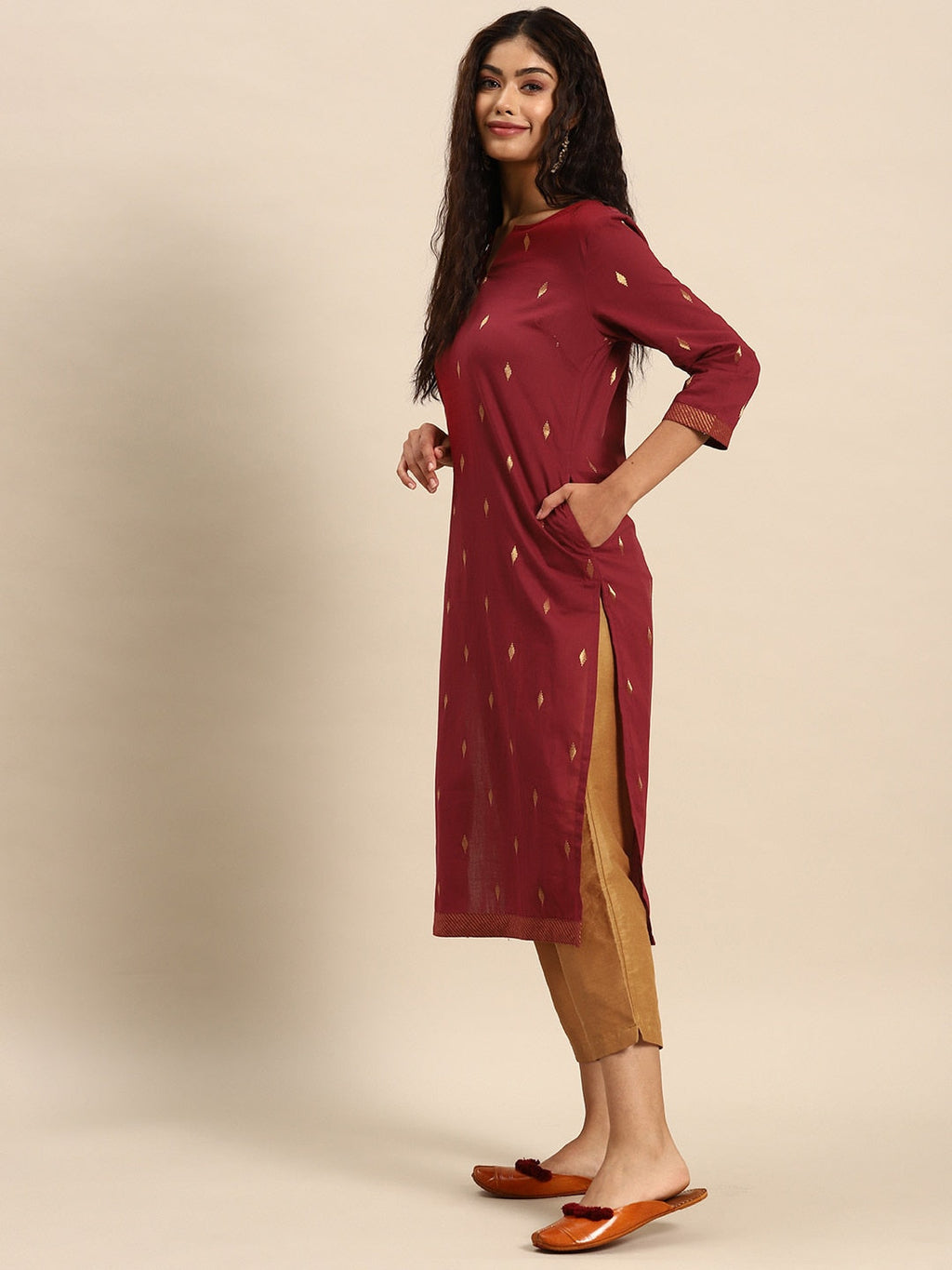 Sangria Geometric Printed Kurta | Grocsy