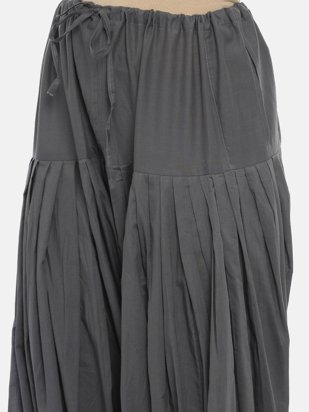 Souchii Women Grey Solid Loose-Fit Patiala | Grocsy