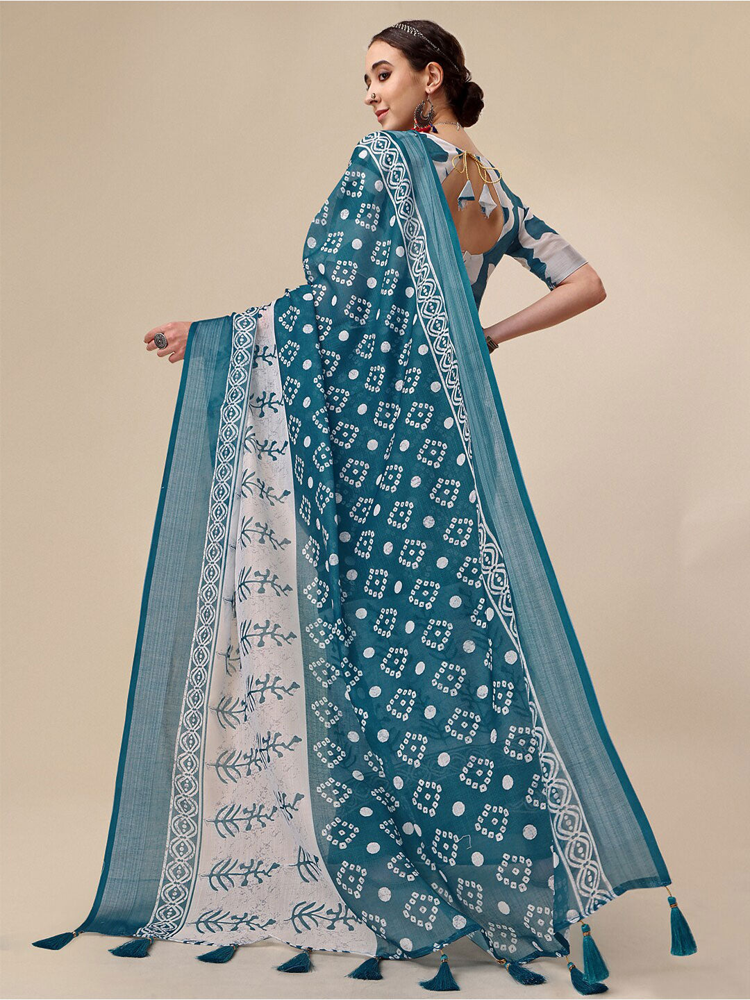 Sangria Teal & White Floral Printed Pure Linen Saree | Grocsy