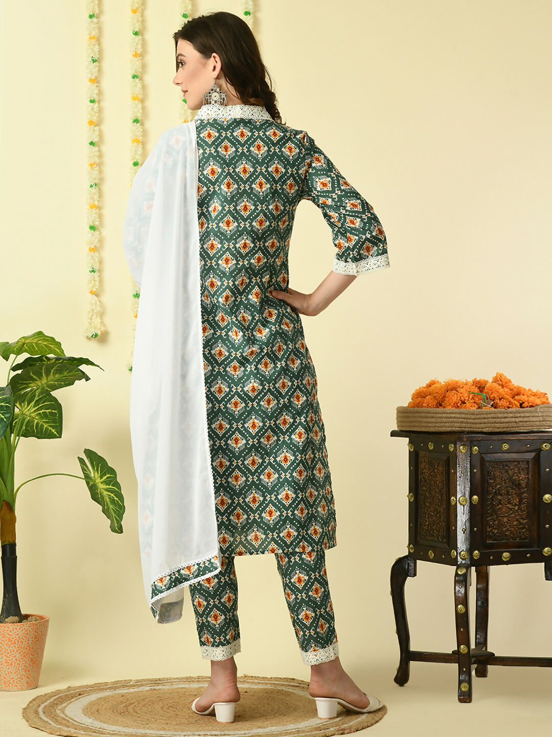 Myshka Women's Green Pure Cotton Kurta & Trousers With Dupatta Party Sets | Grocsy
