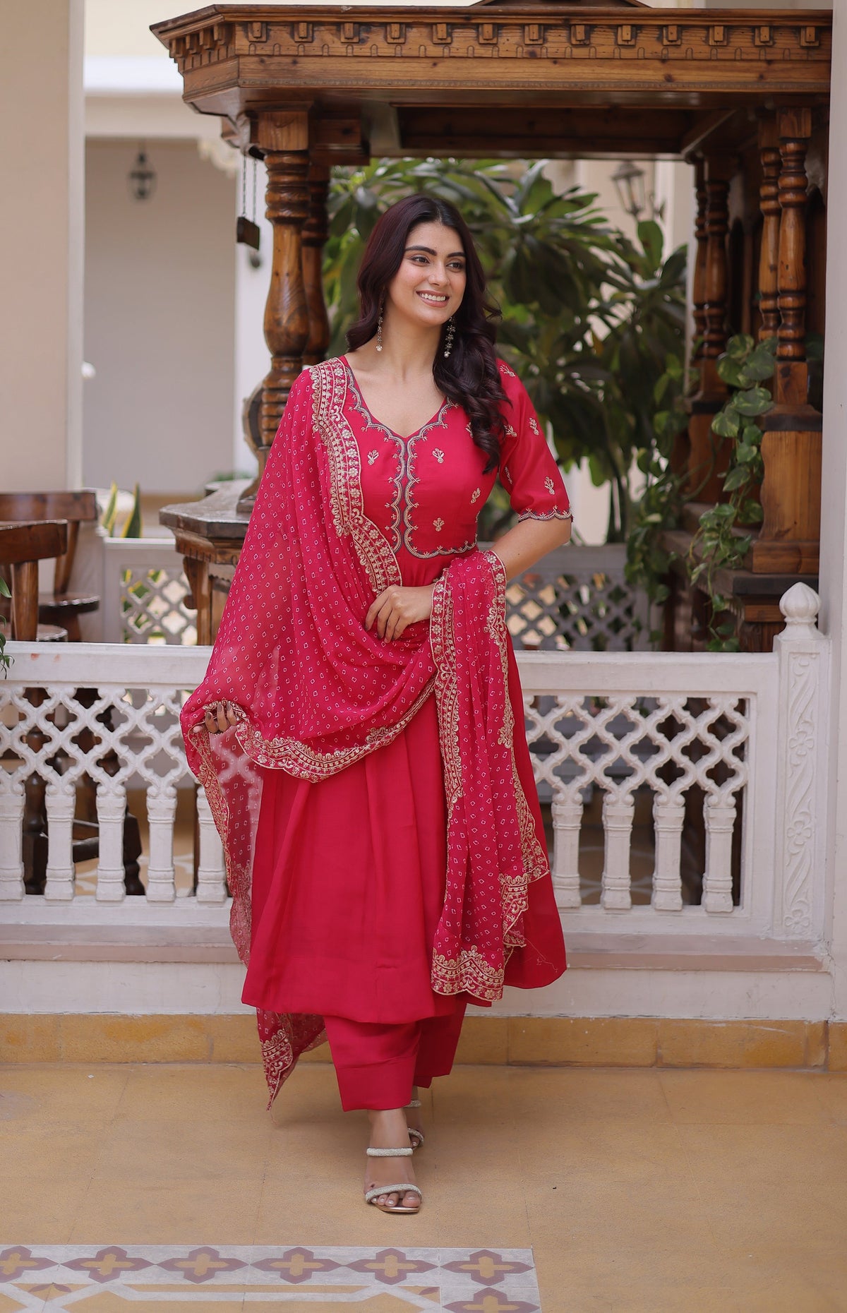 Lorenvalley Fashion Pink Mul Chanderi with Beads Thread Embroidered work Kurta Pant with Dupatta | Grocsy