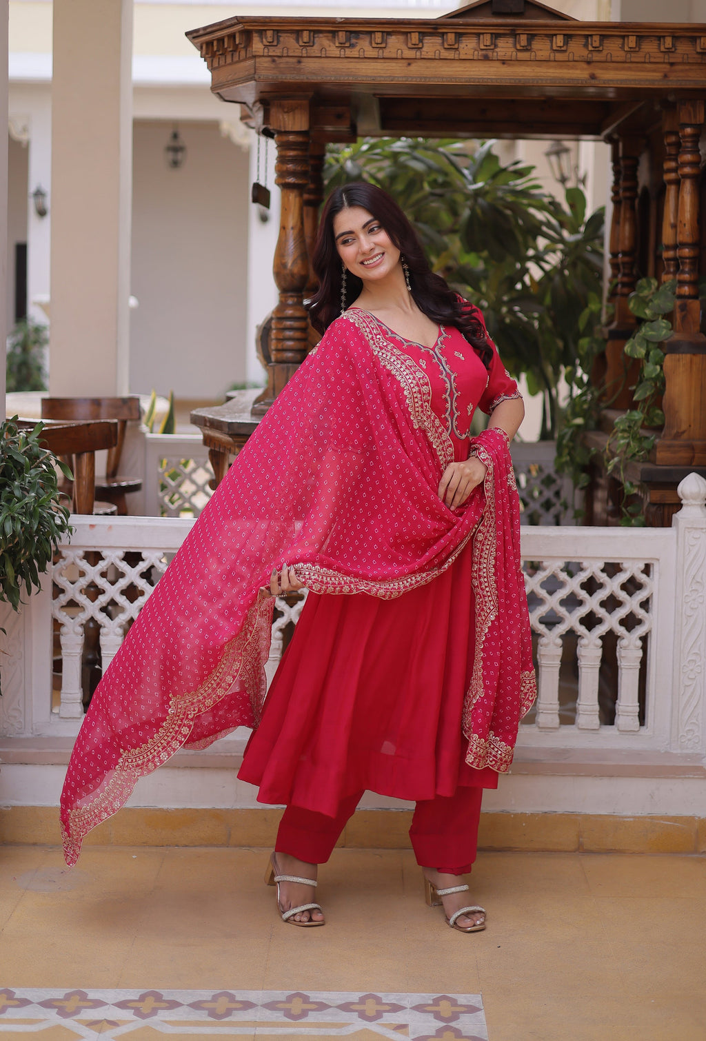 Lorenvalley Fashion Pink Mul Chanderi with Beads Thread Embroidered work Kurta Pant with Dupatta | Grocsy