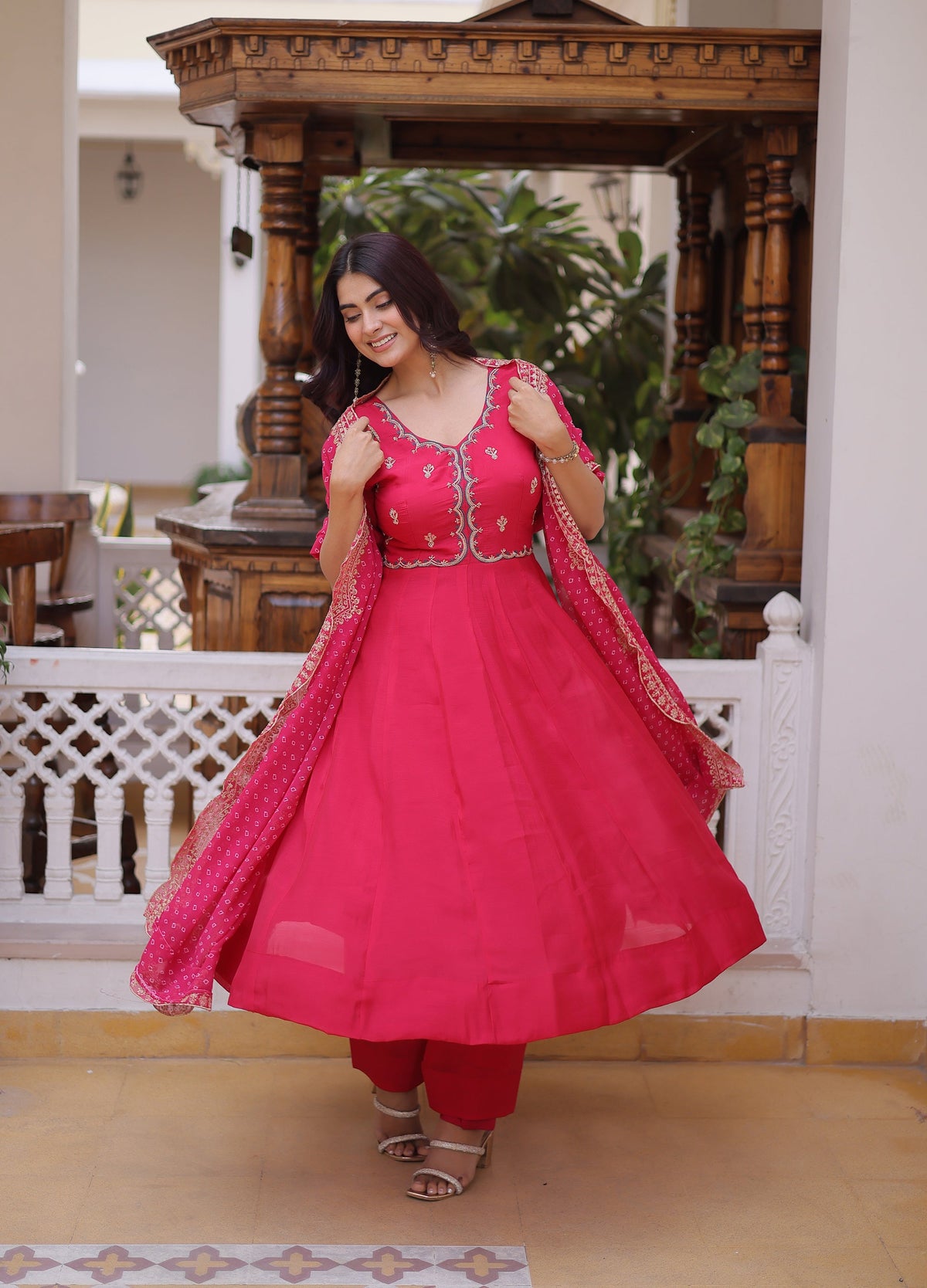 Lorenvalley Fashion Pink Mul Chanderi with Beads Thread Embroidered work Kurta Pant with Dupatta | Grocsy