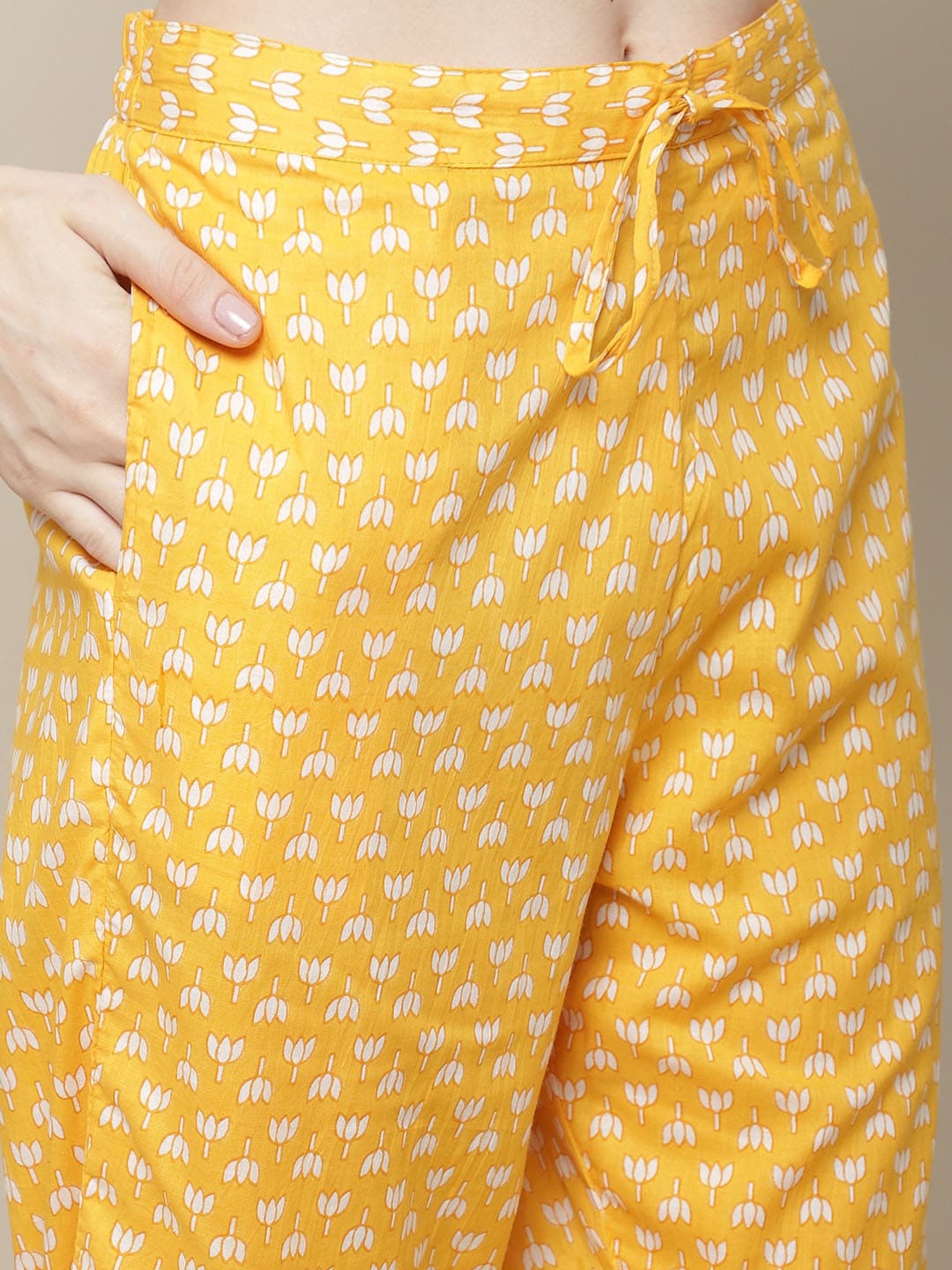 Sangria Women Floral Printed Pure Cotton Kurta with Trousers & With Dupatta | Grocsy