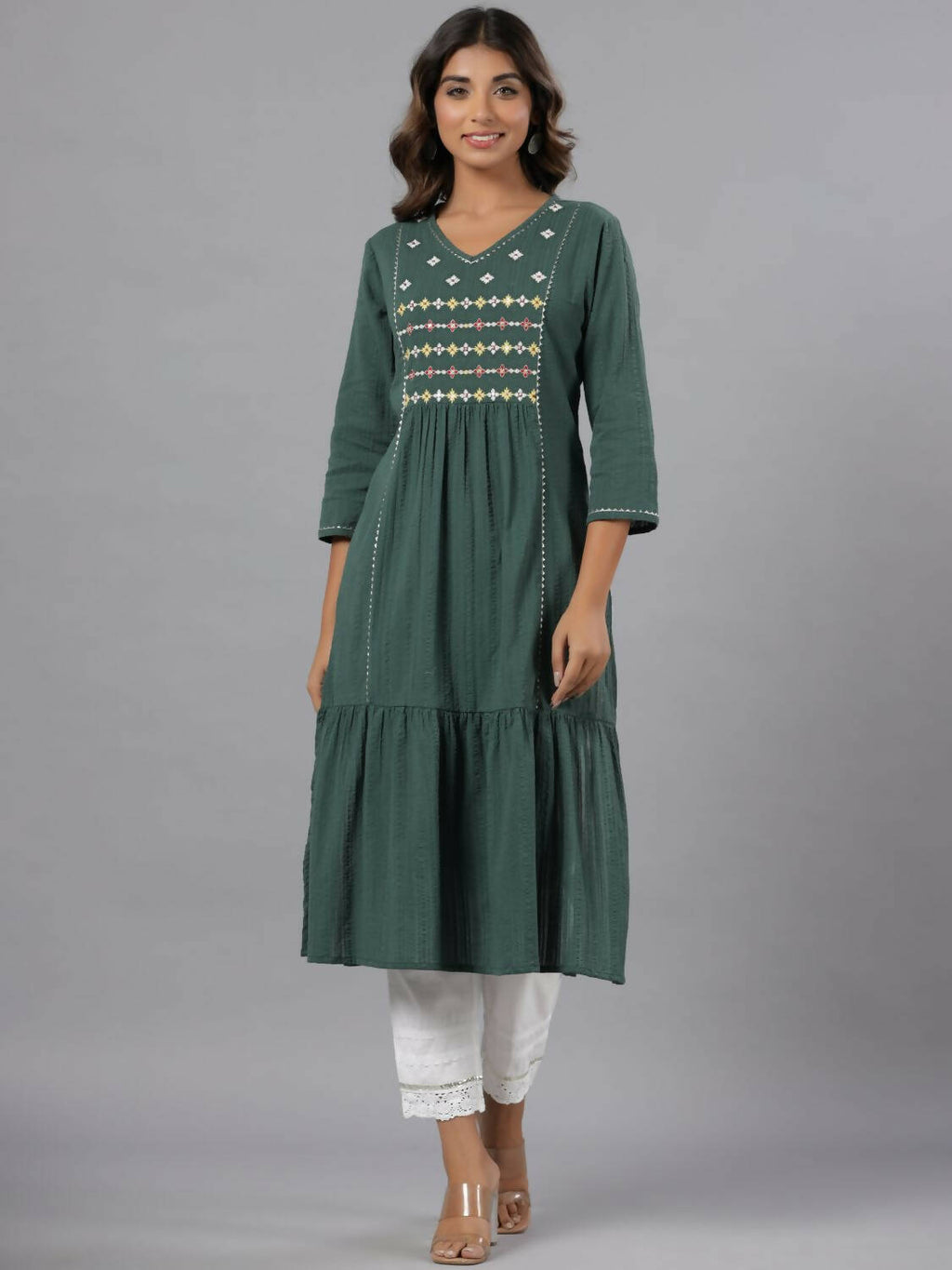 Juniper Women Green Seer Sucker Embroidered High Slit Kurta | Grocsy