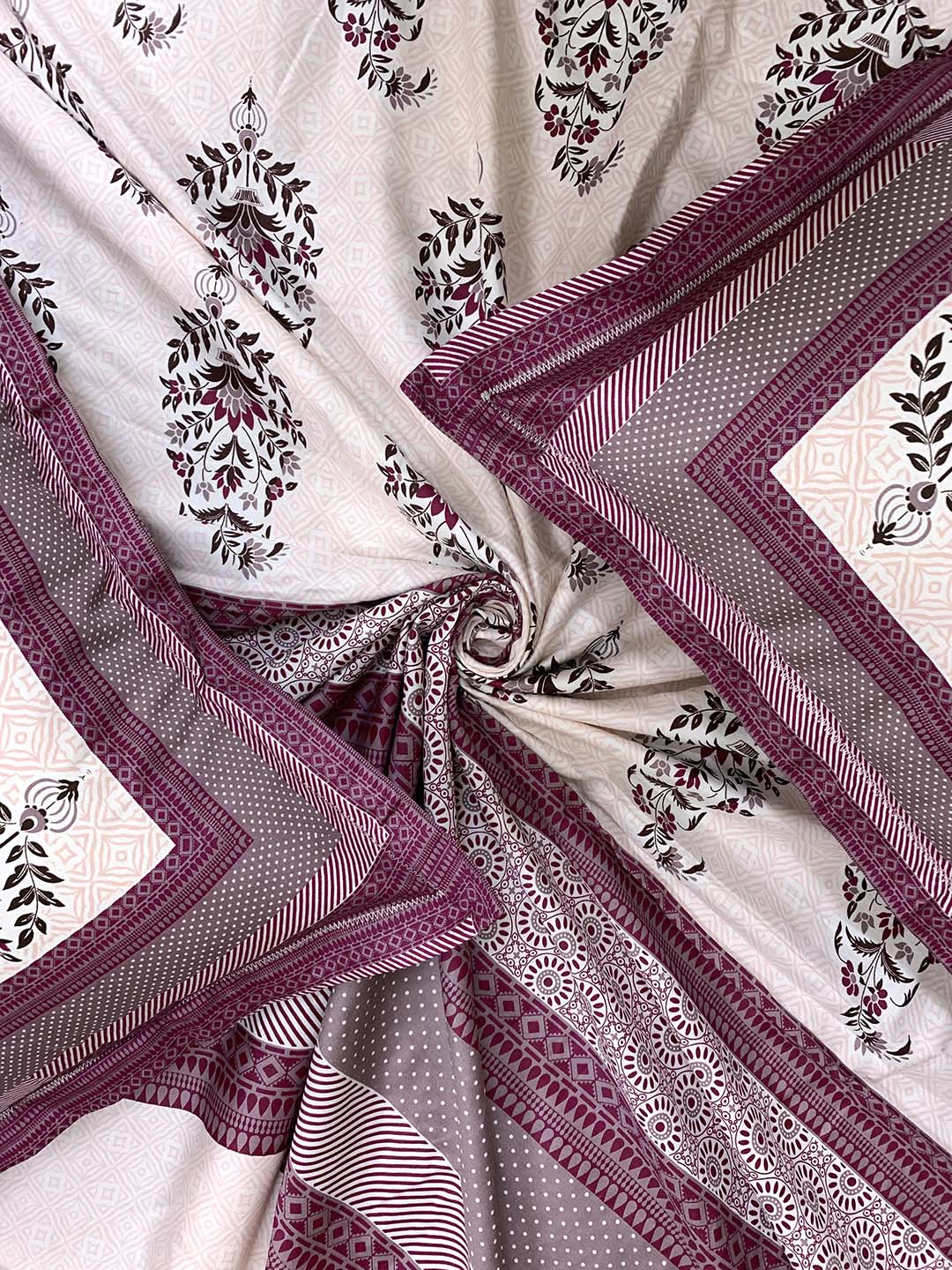 BELLA CASA Pink & White 350TC Ethnic Motifs Pure Cotton King Bedsheet with 2 Pillow Covers | Grocsy
