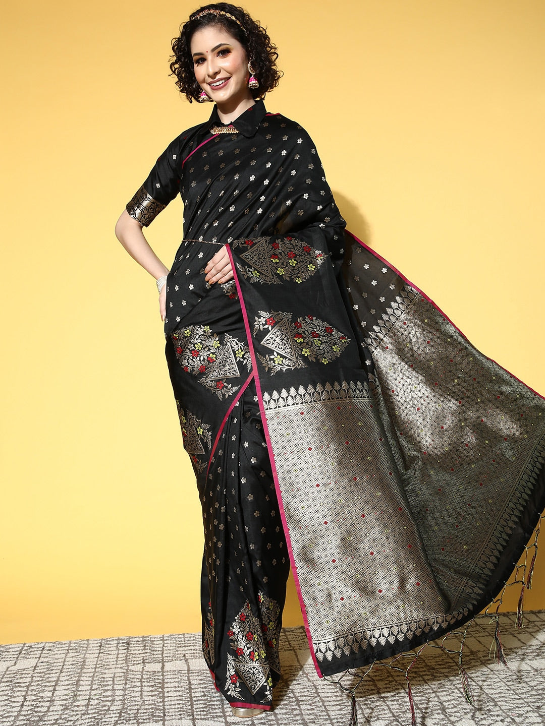 Saree Mall Ethnic Motifs Saree with Solid Border | Grocsy