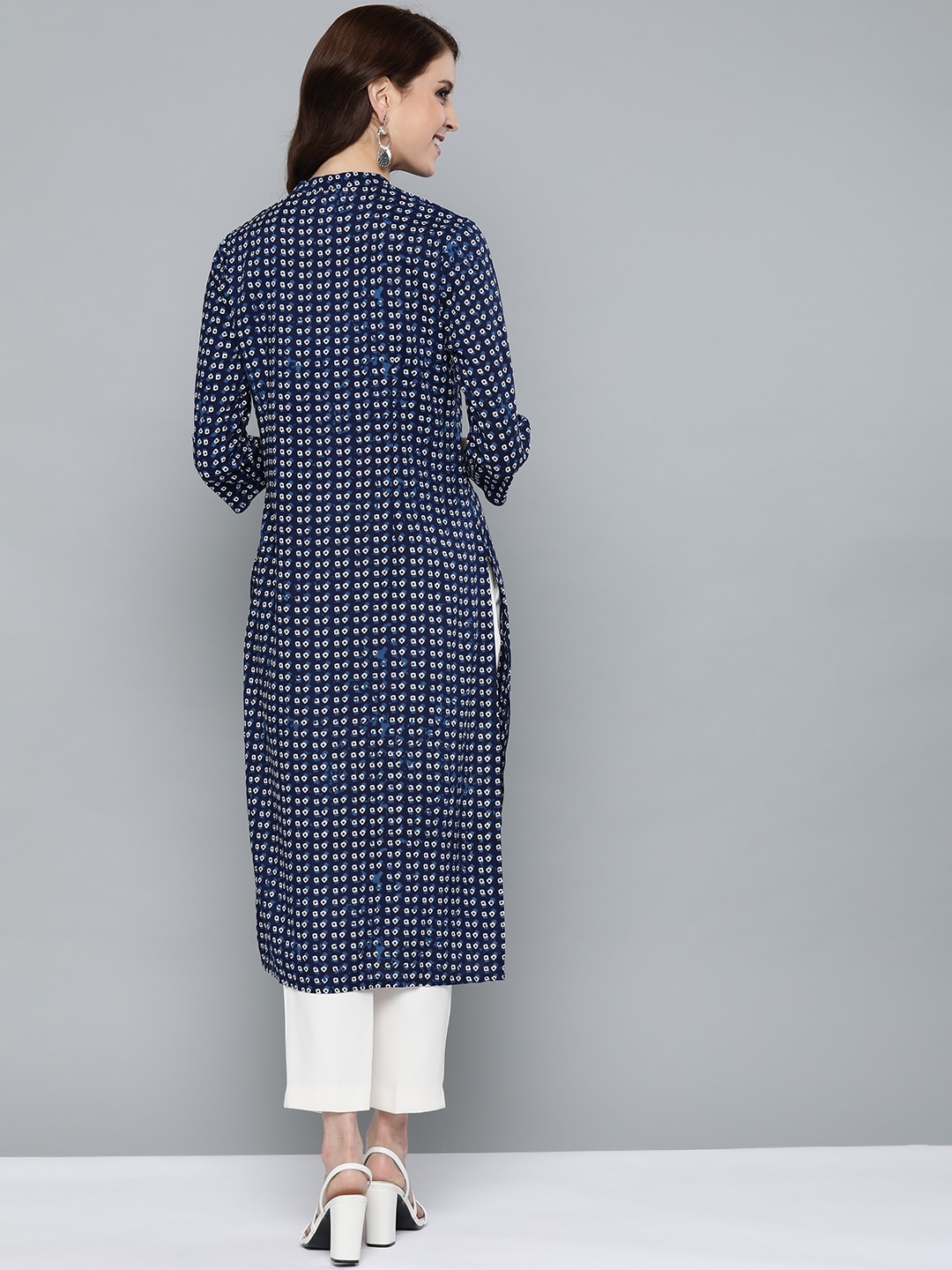 HERE&NOW Women Navy Blue & White Bandhani Print Straight Kurta | Grocsy