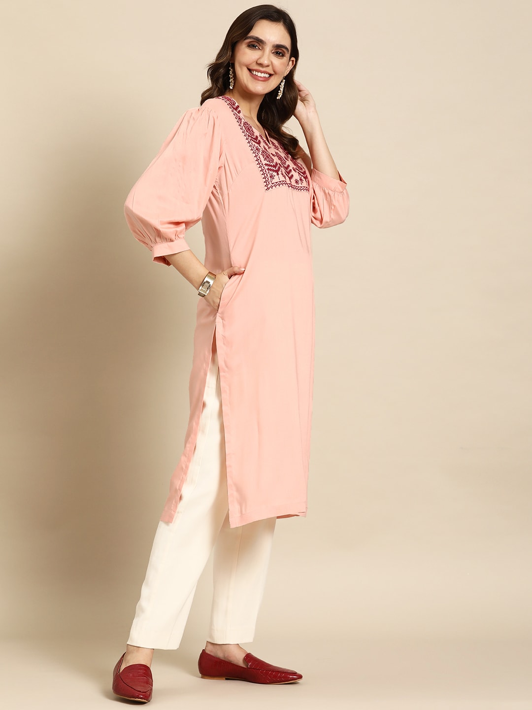 Sangria Floral Embroidered Kurta | Grocsy