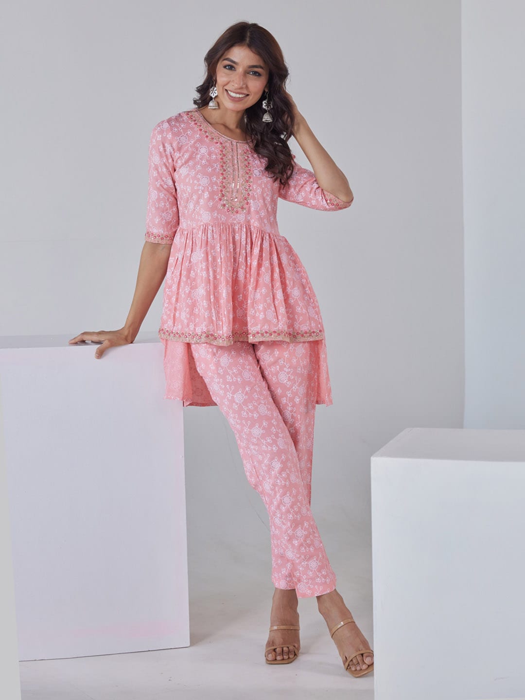 HERE&NOW Floral Printed Embroidered Sequinned High-Low Kurti with Trouserss | Grocsy