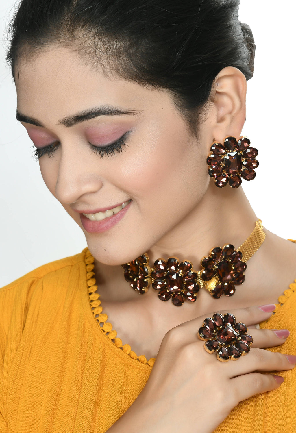 Mominos Fashion Joharkamal Gold-Polished Brass Finish Stone Choker For Women & Girls (Brown) | Grocsy