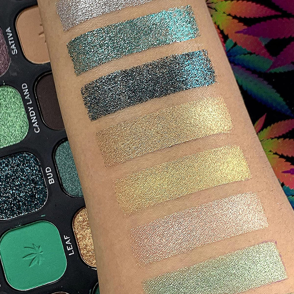 Makeup Revolution Forever Flawless Eyeshadow Palette-18 Smooth & Rich Shade - Chilled | Grocsy