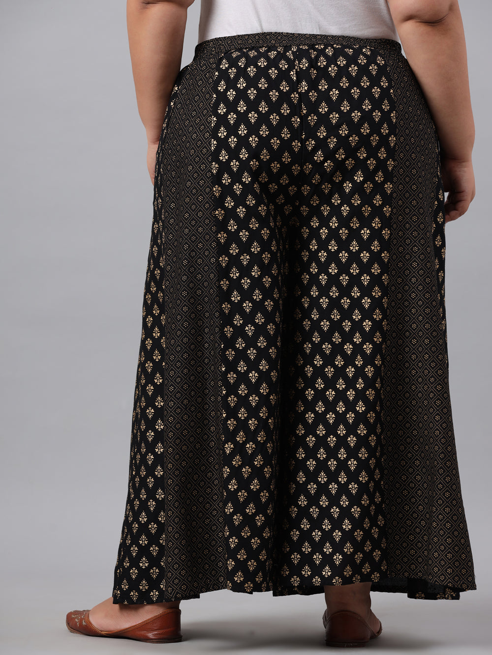 Juniper Women's Black Rayon Printed Flared Palazzo | Grocsy