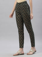 Juniper Women's Jadegreen Cotton flex Printed Straight Pant | Grocsy