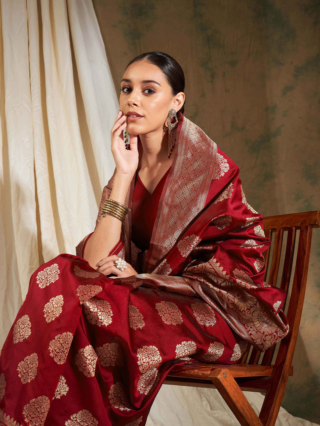 Sangria Red Ethnic Motifs Woven Design Zari Banarasi Saree | Grocsy