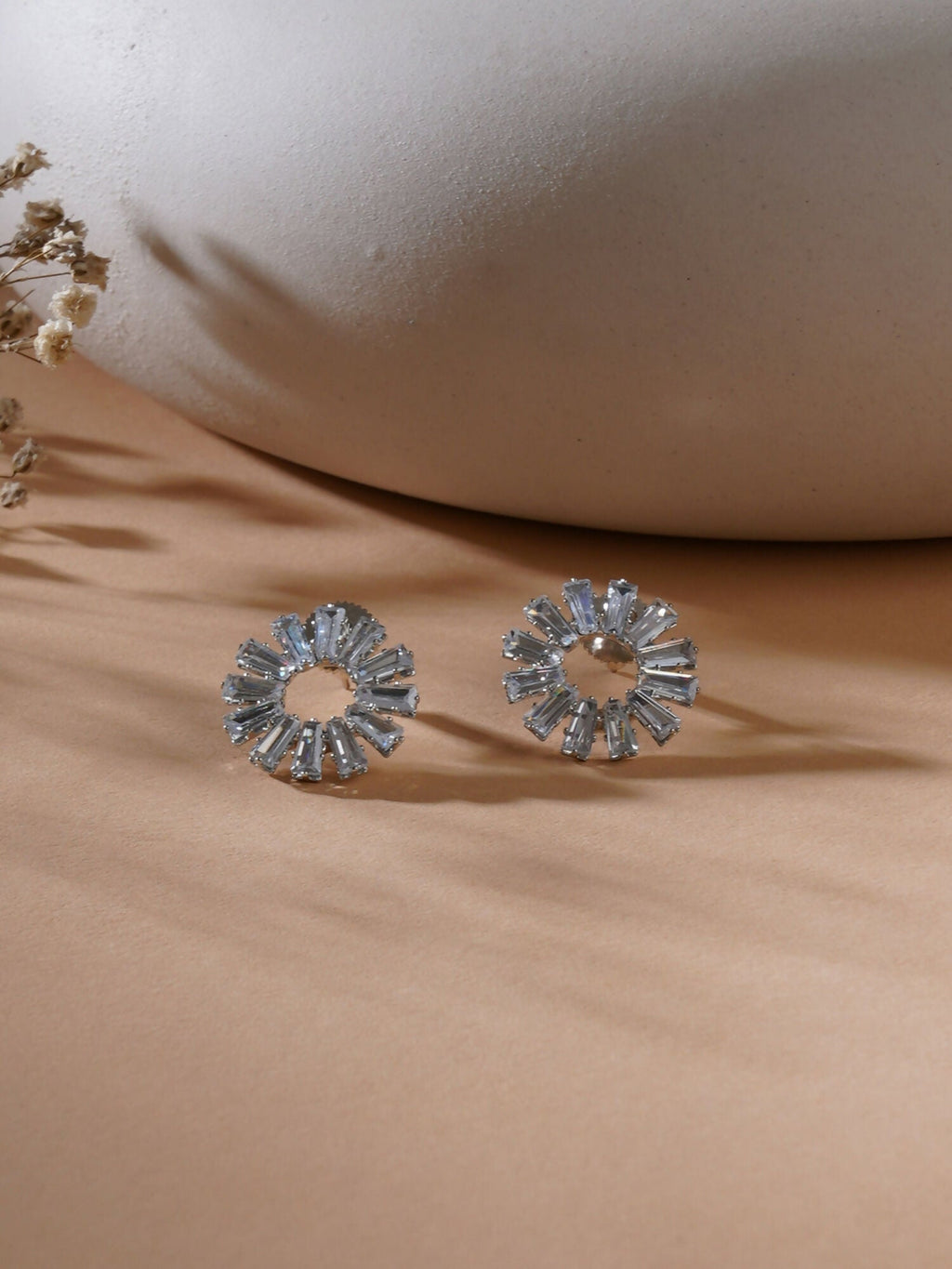 stone stud (white) - Ruby Raang | Grocsy