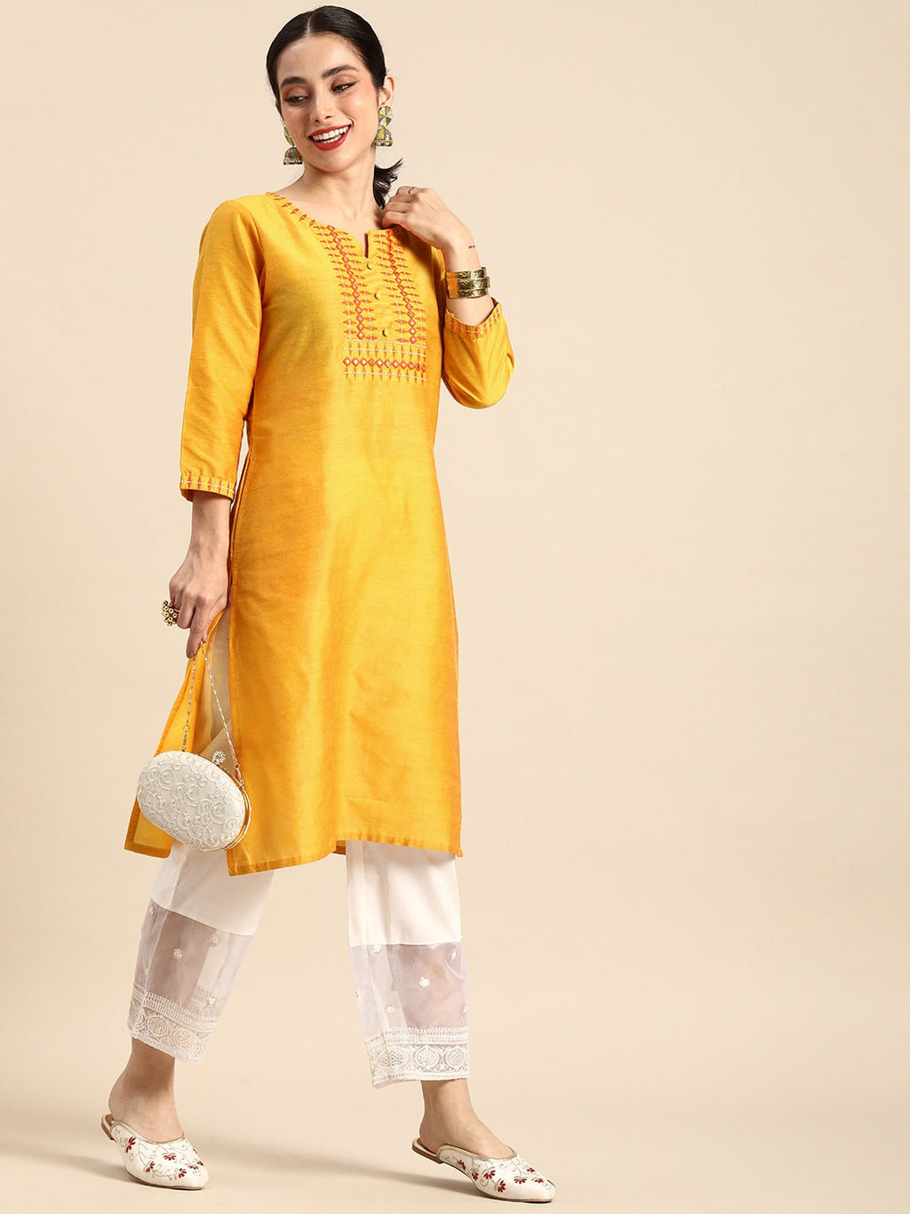 Sangria Women Geometric Embroidered Mirror Work Kurta | Grocsy