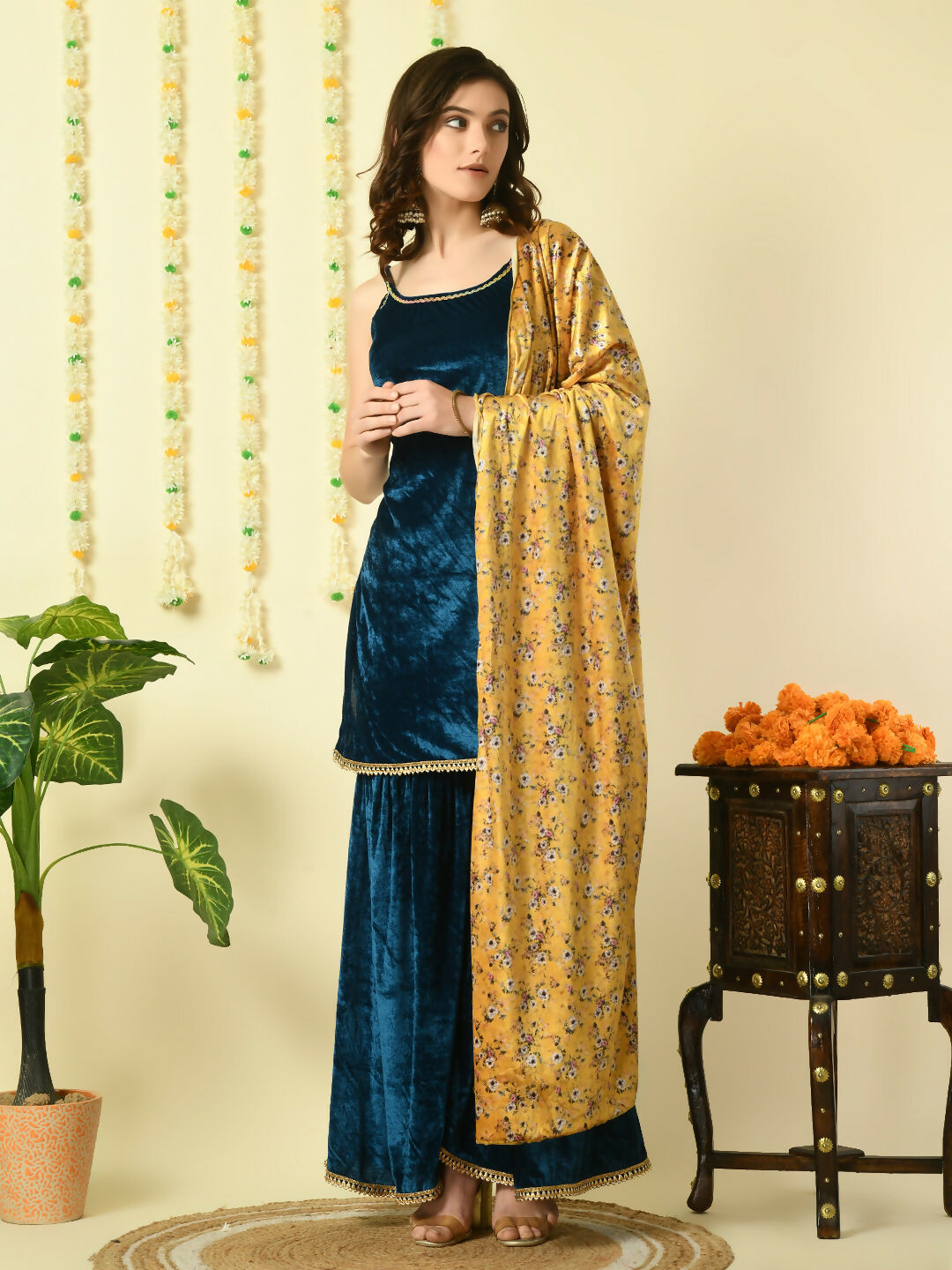 Myshka Women's Teal Velvet Kurti & Sharara With Dupatta Party Sets | Grocsy