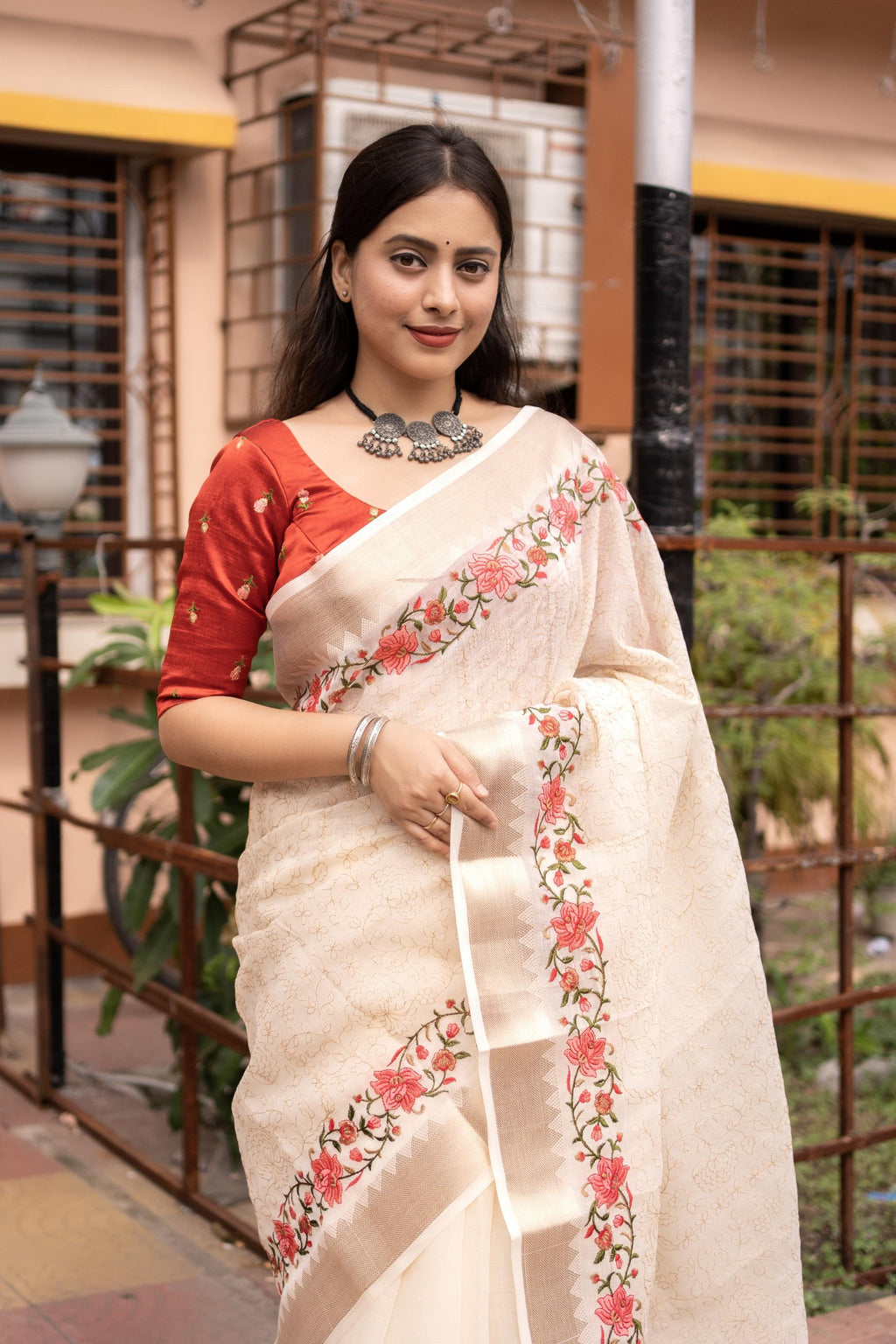 White Pure Linen Woven Design Saree with Unstitched Blouse - A2M | Grocsy