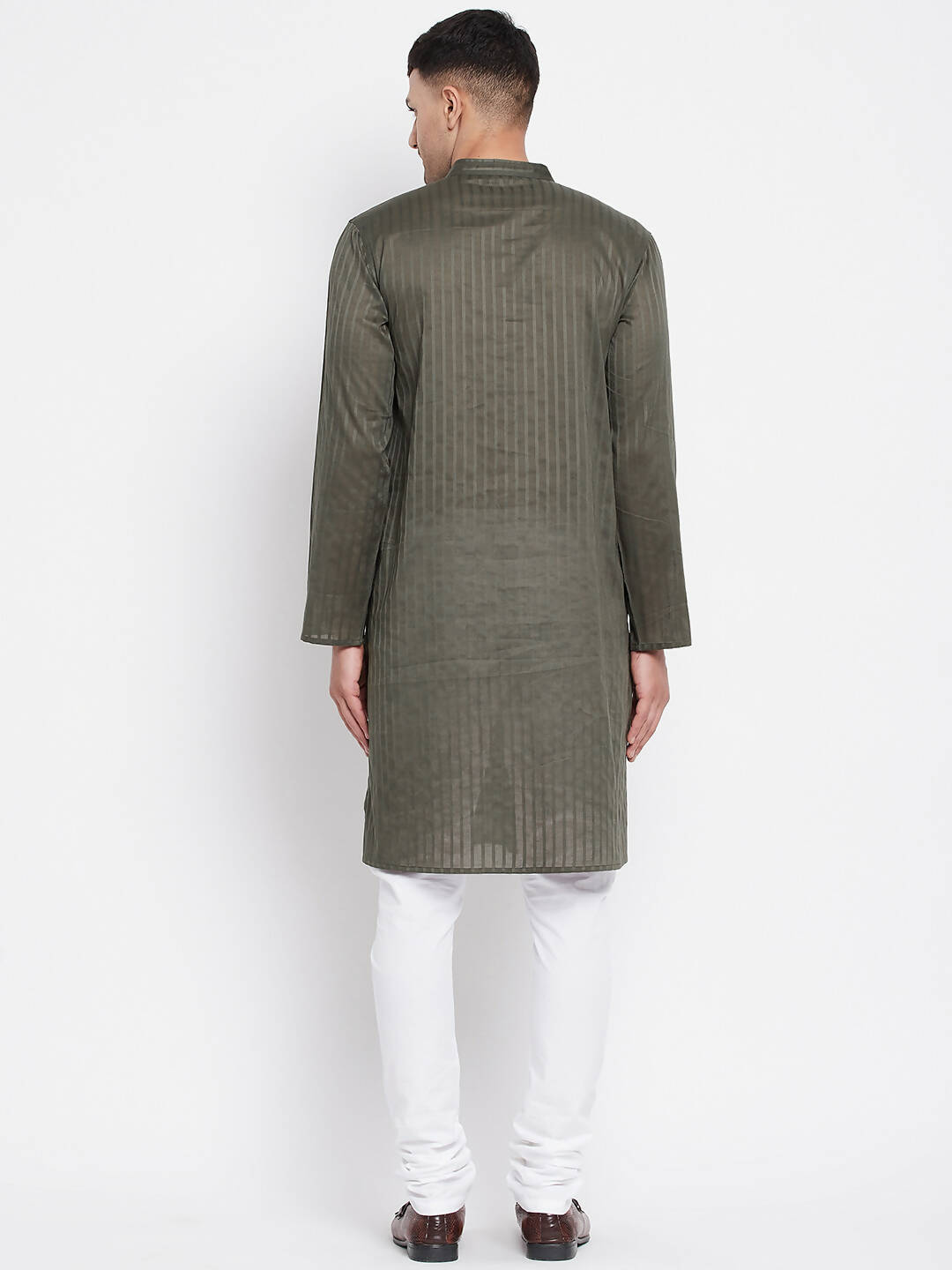 Even Apparels Green Men's Pure Cotton Kurta With Band Collar | Grocsy
