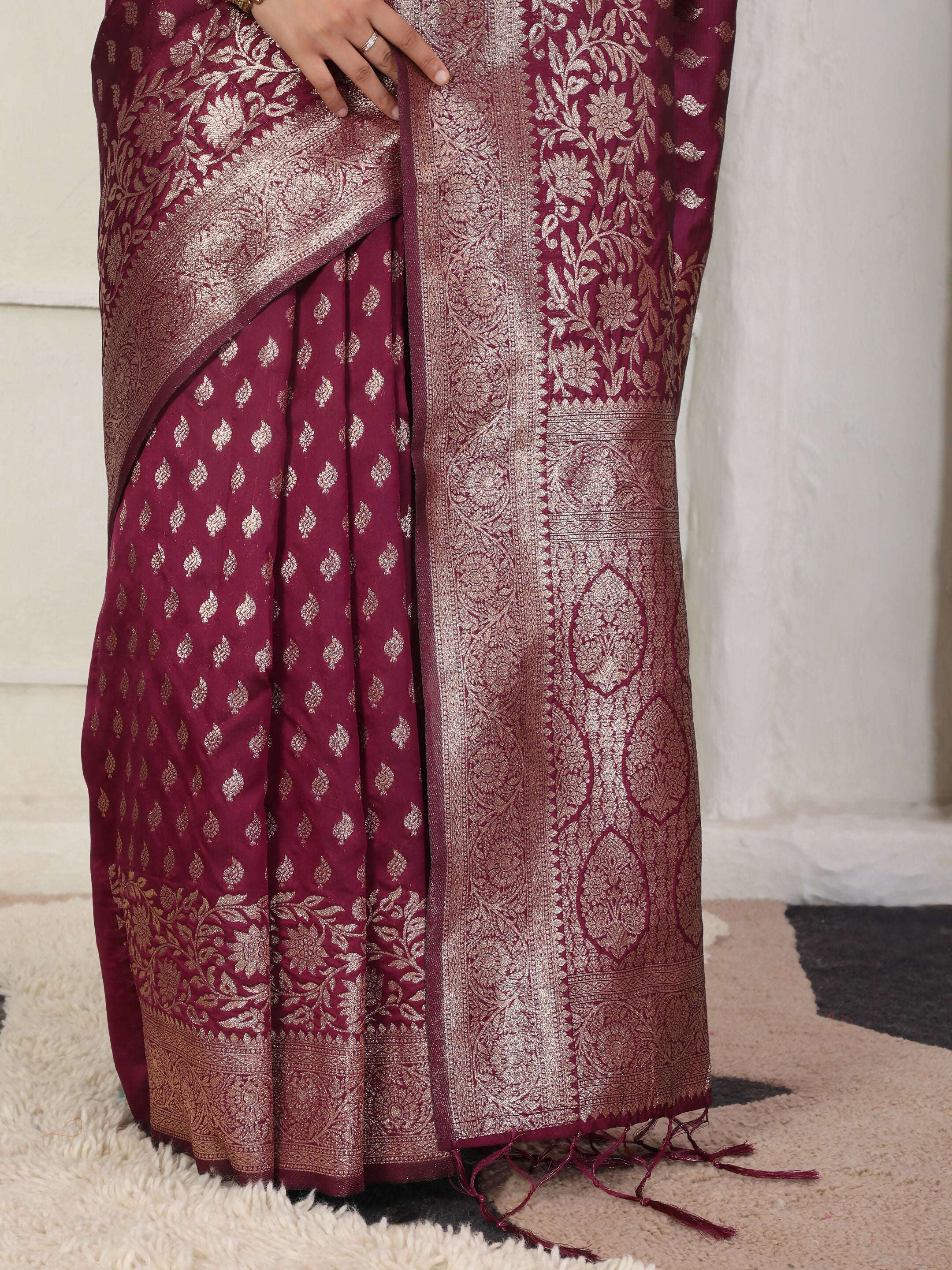 Shree Shyam Fashion Lichi Silk Green Saree | Grocsy