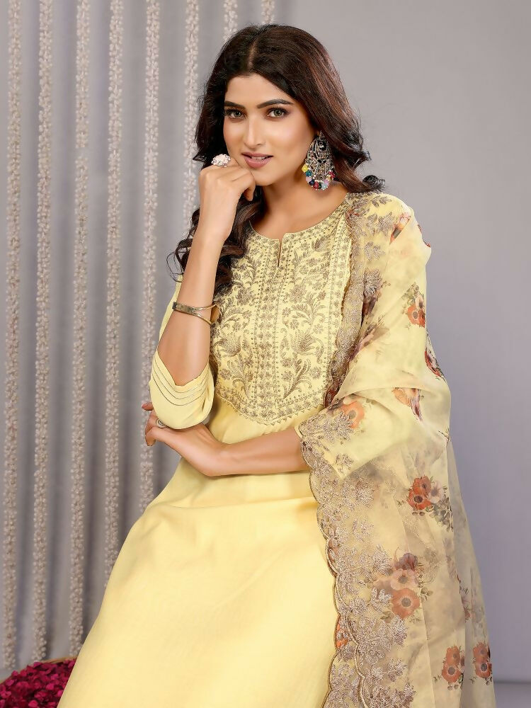 Joban Fashion Women Pale Yellow Roman Embroidery Stitched Kurta Set | Grocsy