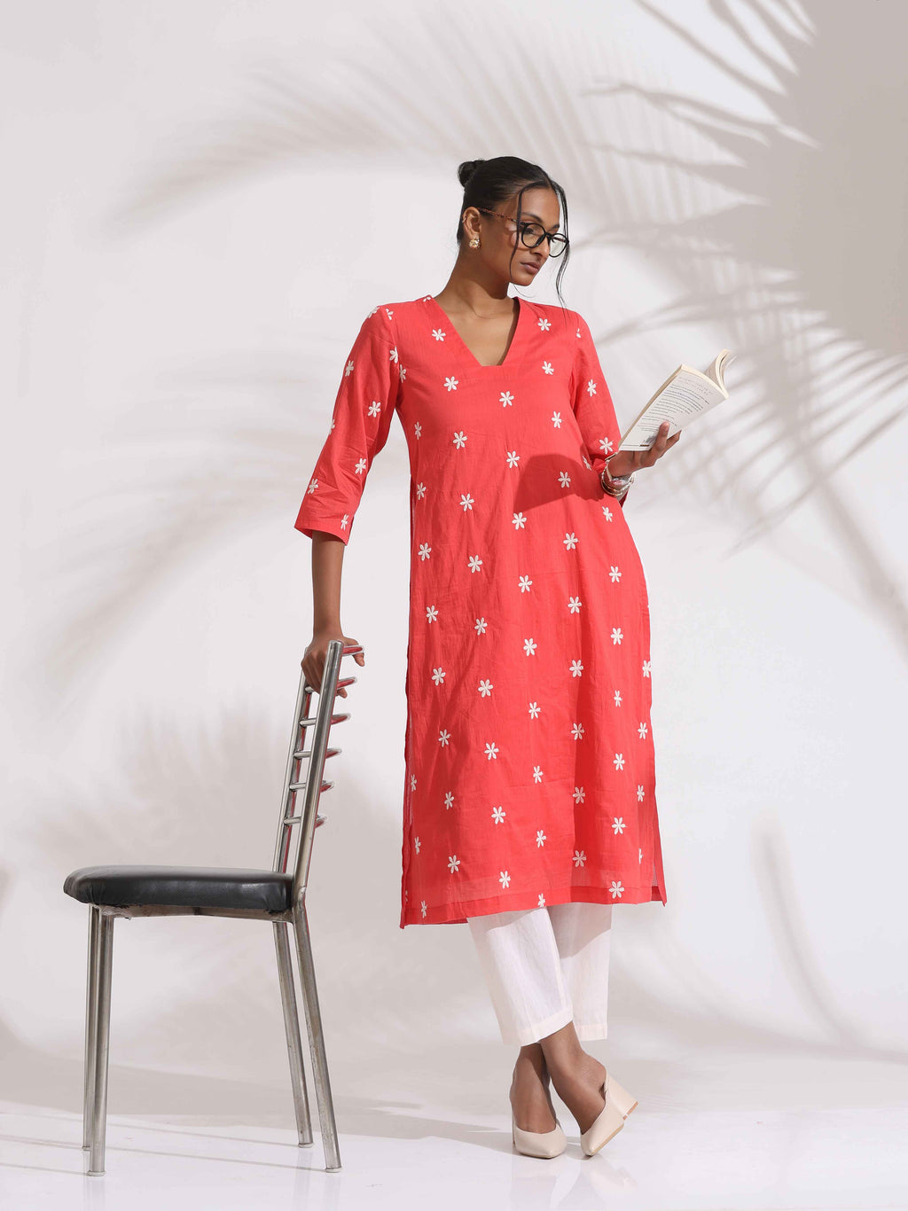 trueBrowns Orange Cotton Floral Embroidered Kurta Set | Grocsy